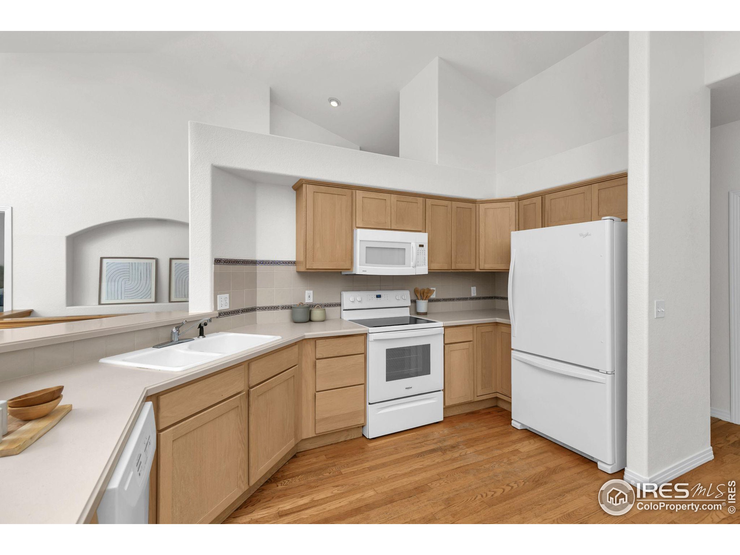 2989 Bellmeade Way