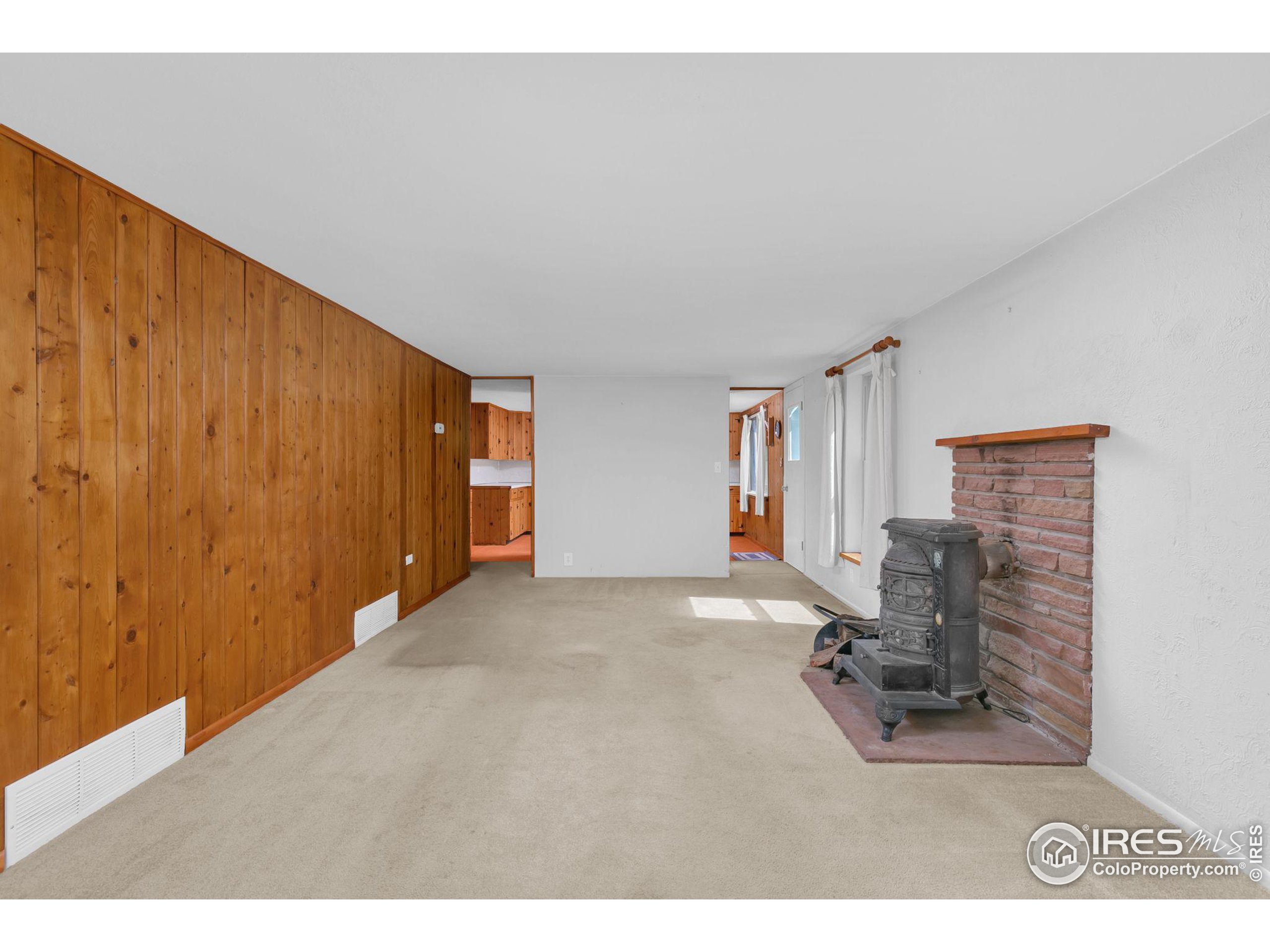 860 Poorman Rd