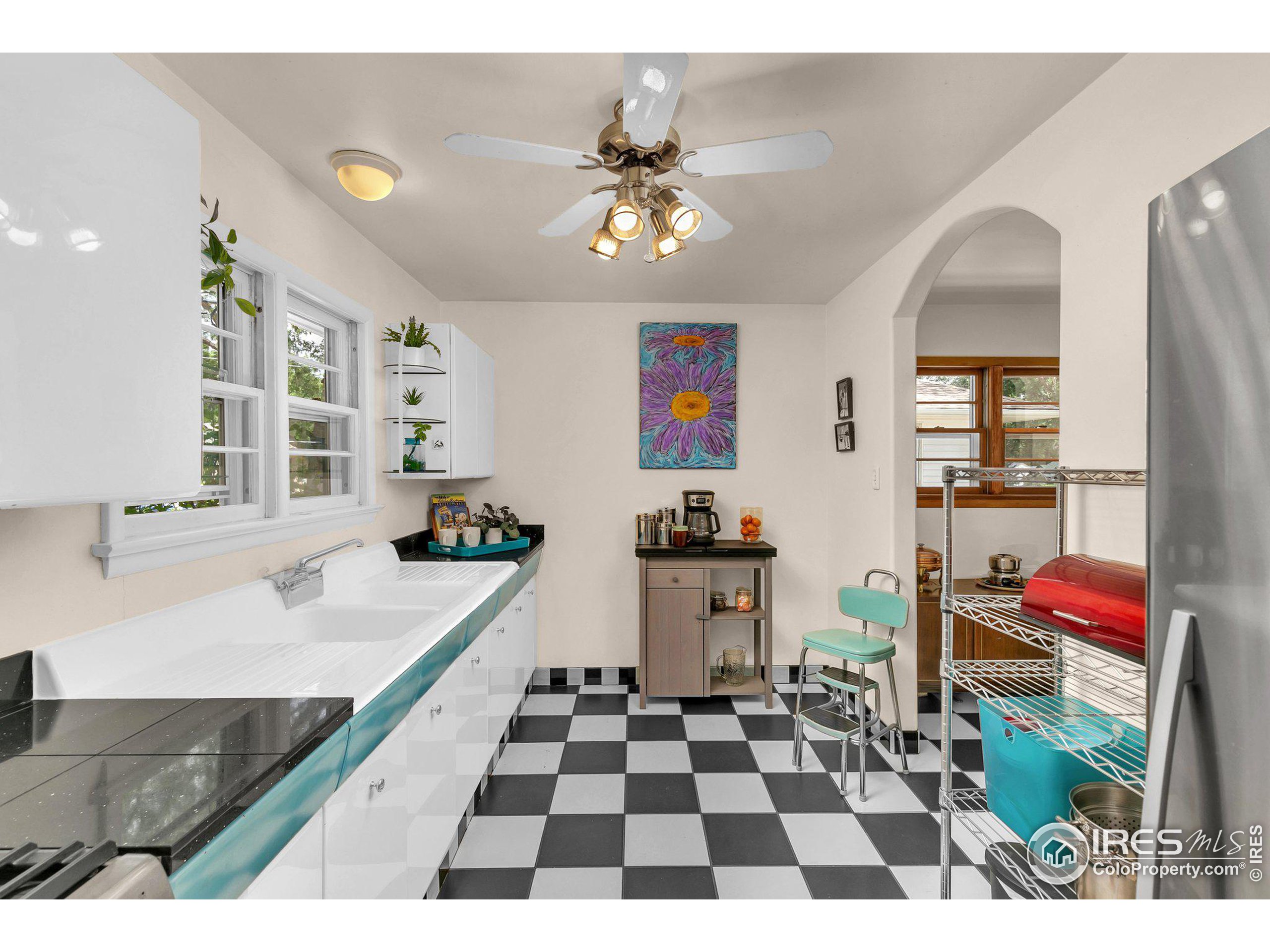 807 Sumner St