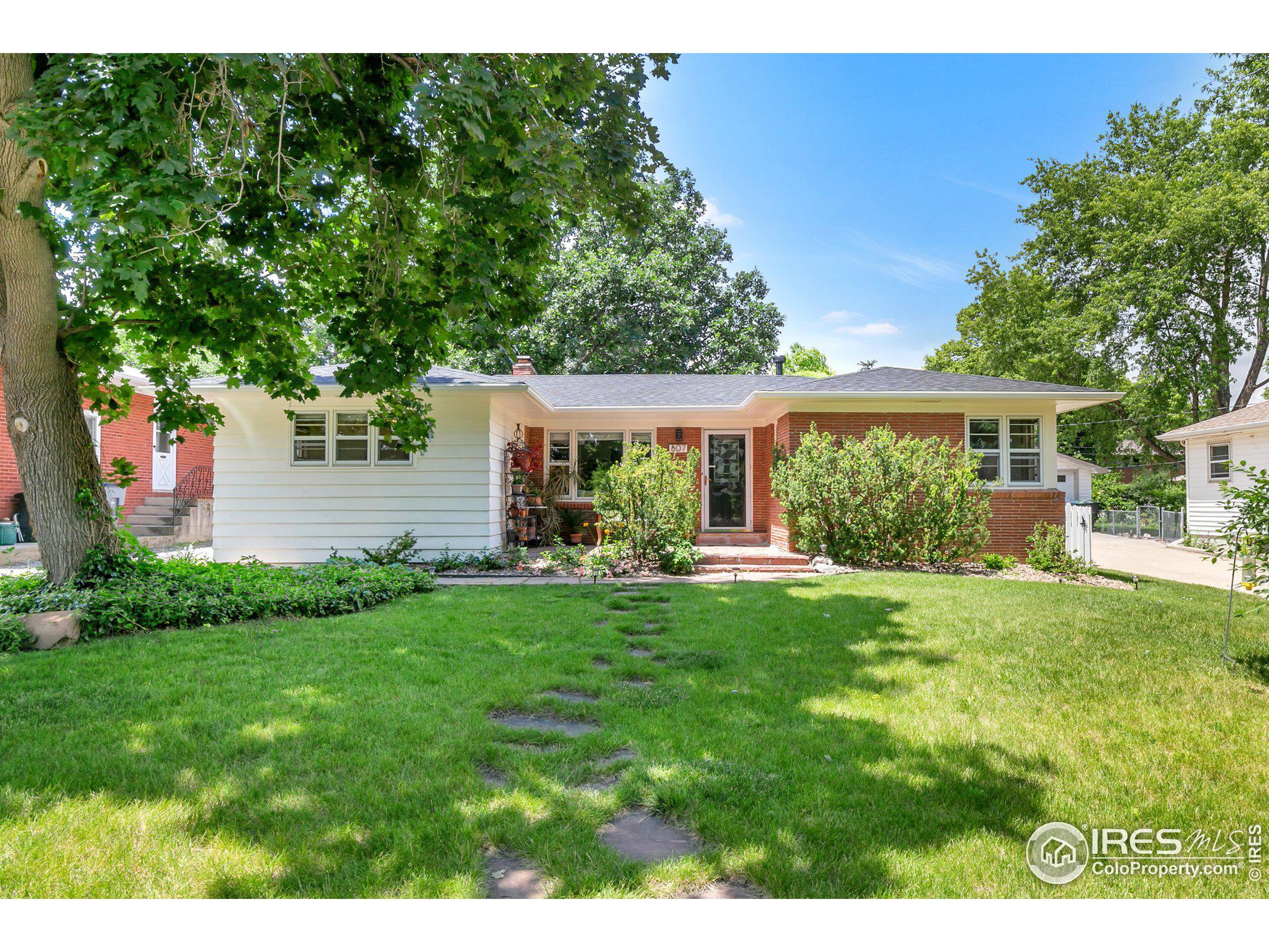 807 Sumner St