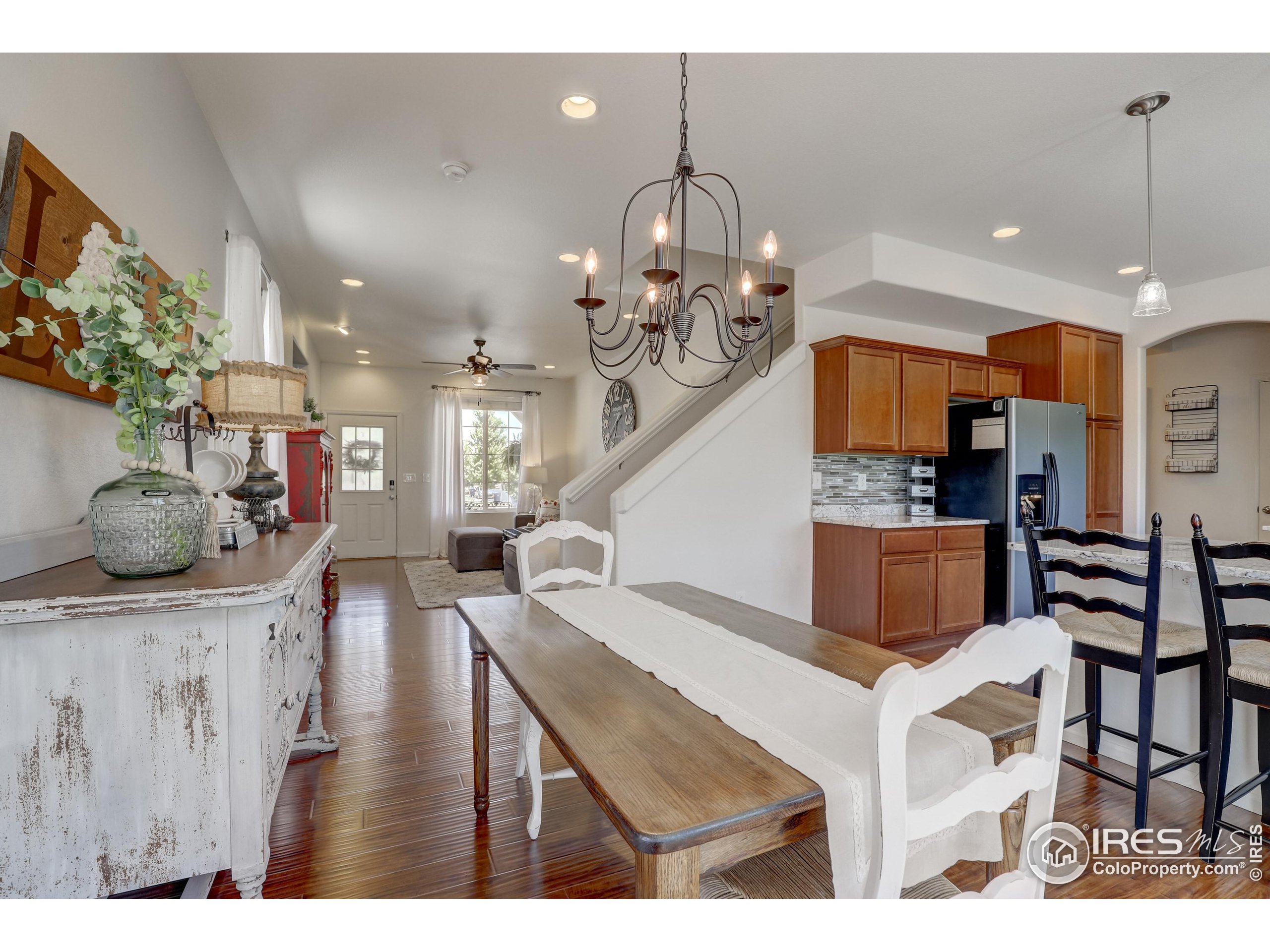 5160 Ravenswood Ln
