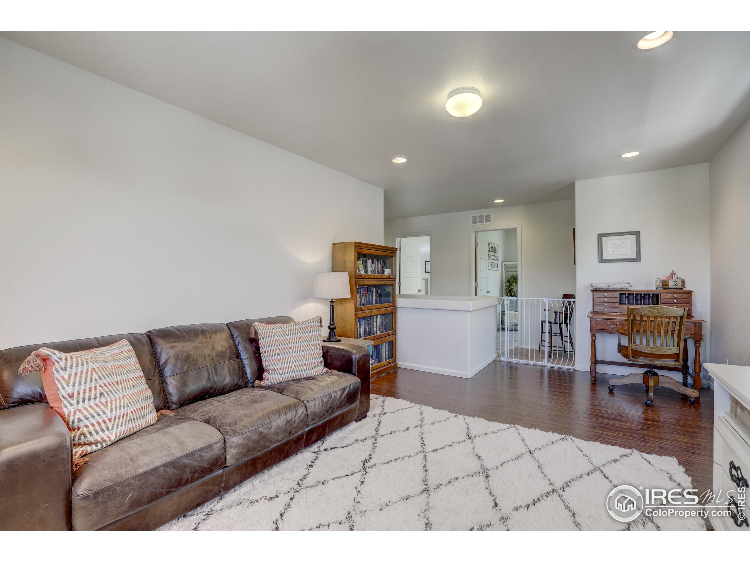 5160 Ravenswood Ln