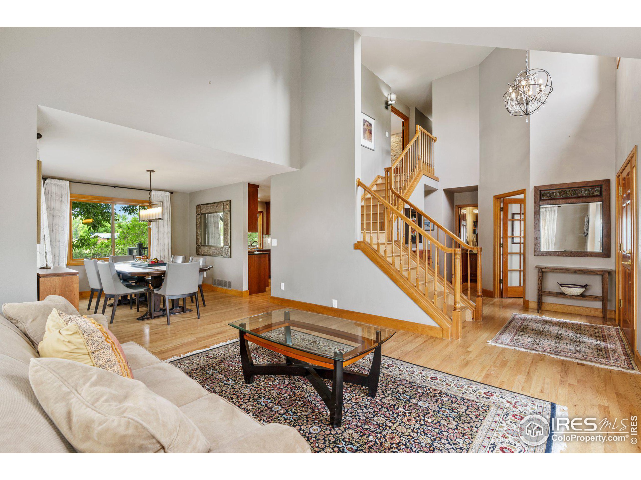 51 Illini Ct
