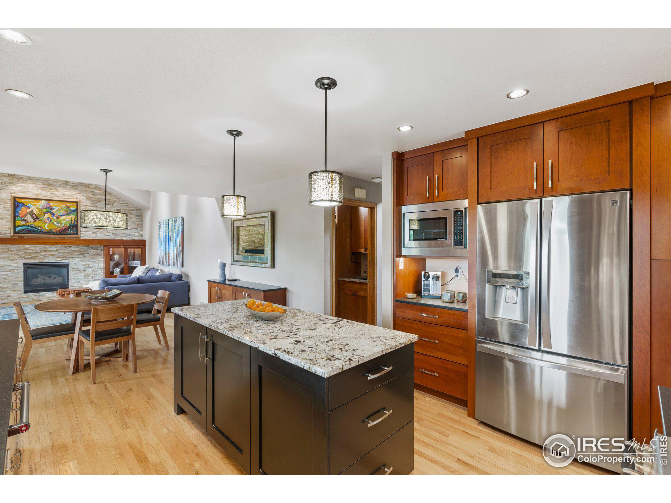 51 Illini Ct
