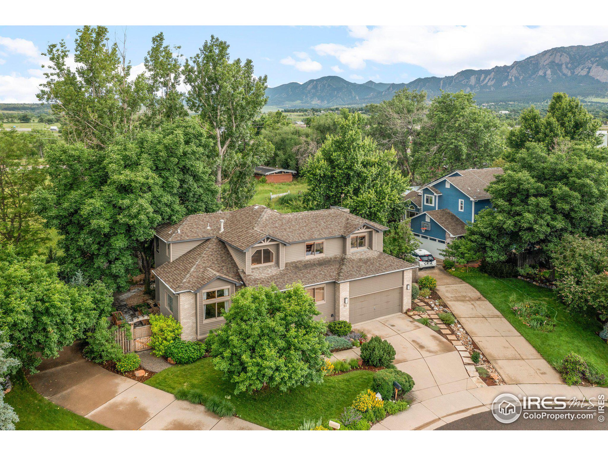 51 Illini Ct