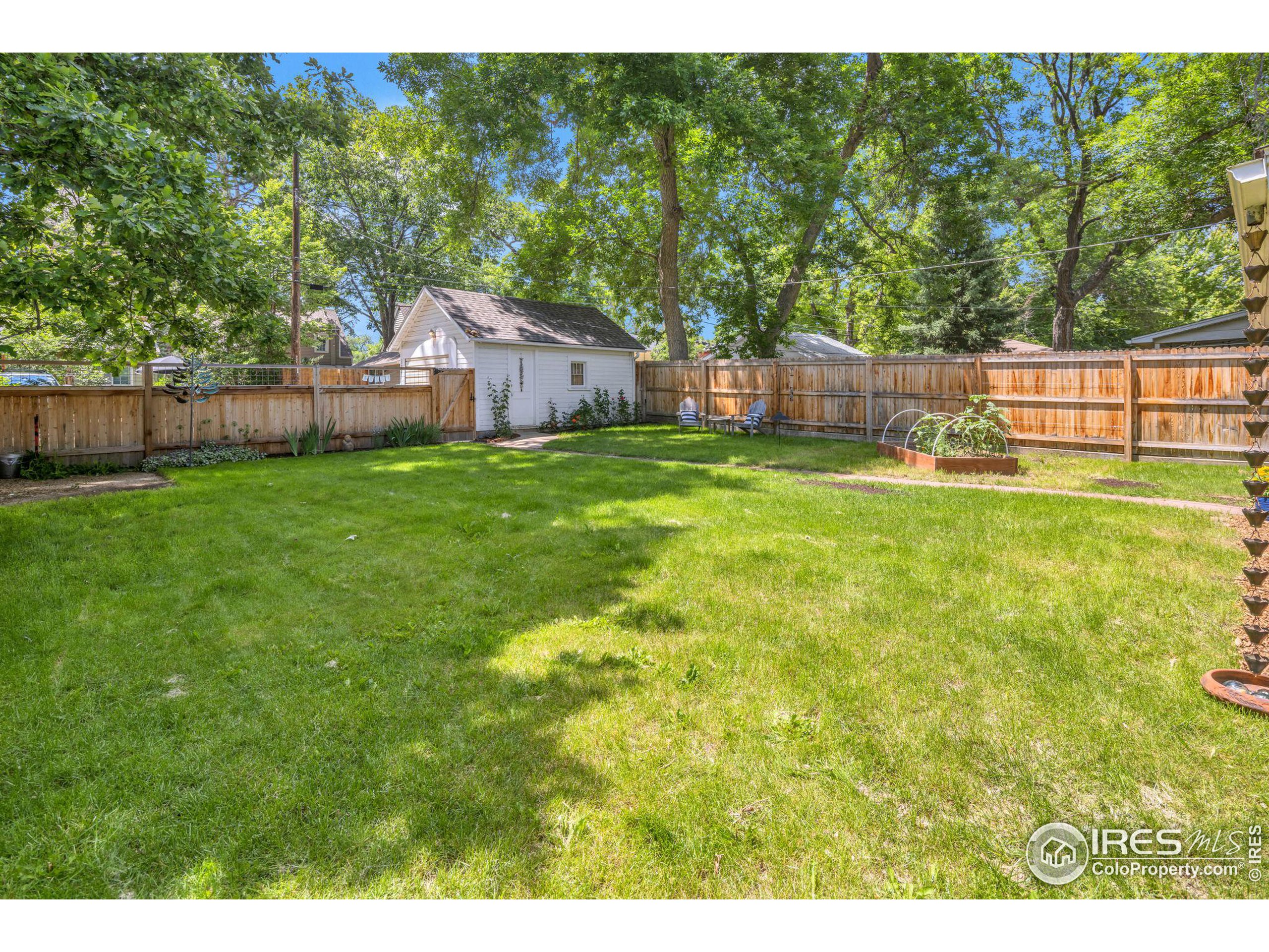 321 Sumner St