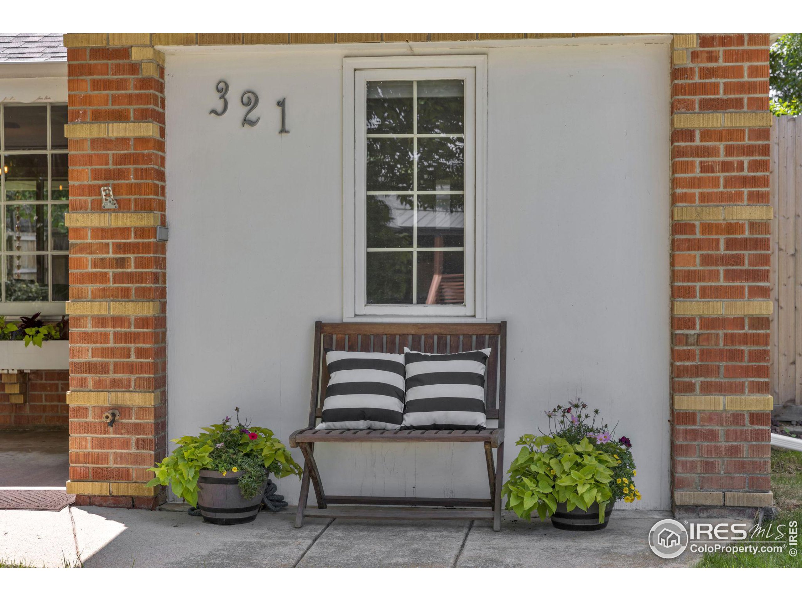 321 Sumner St
