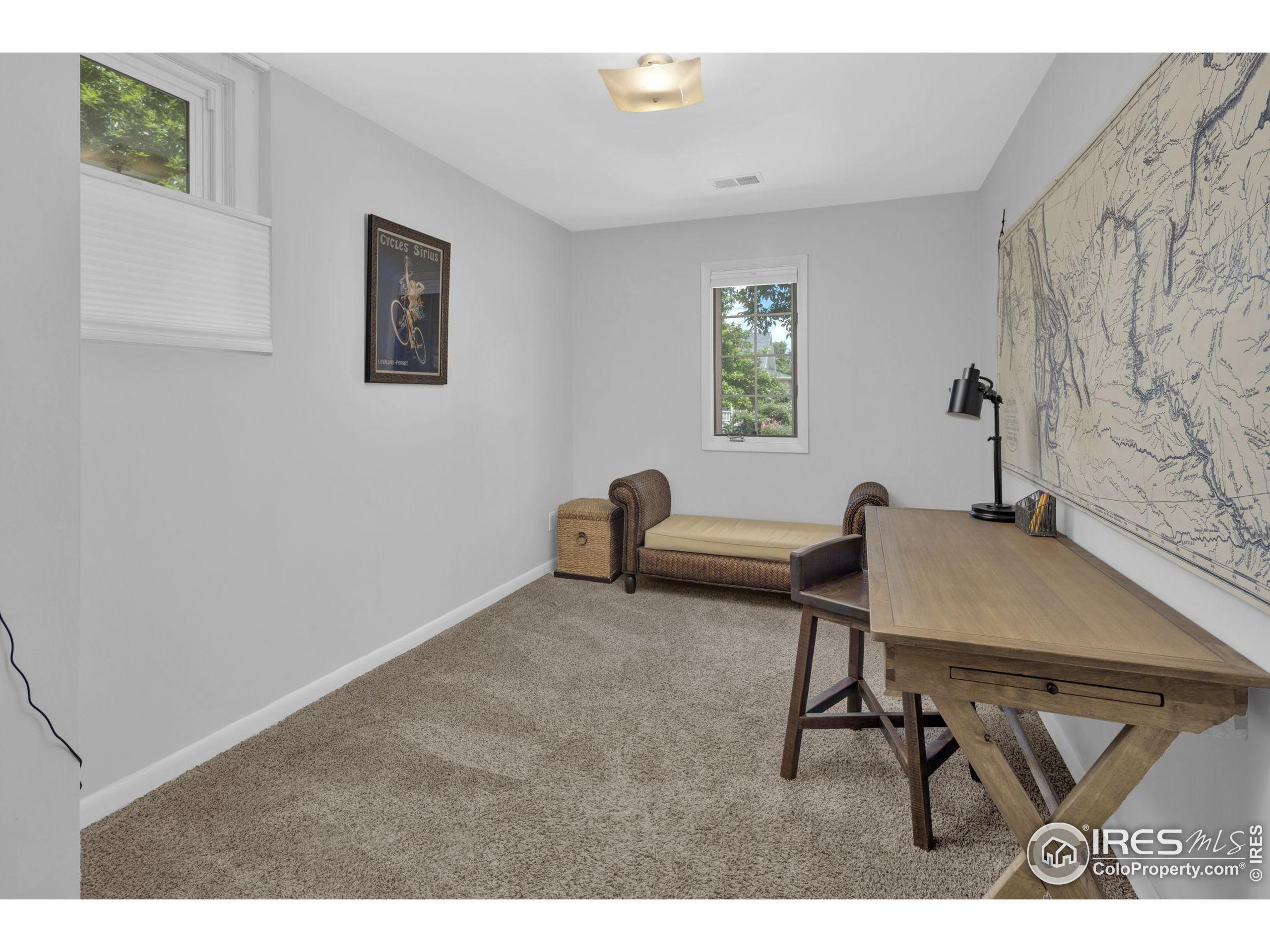 321 Sumner St