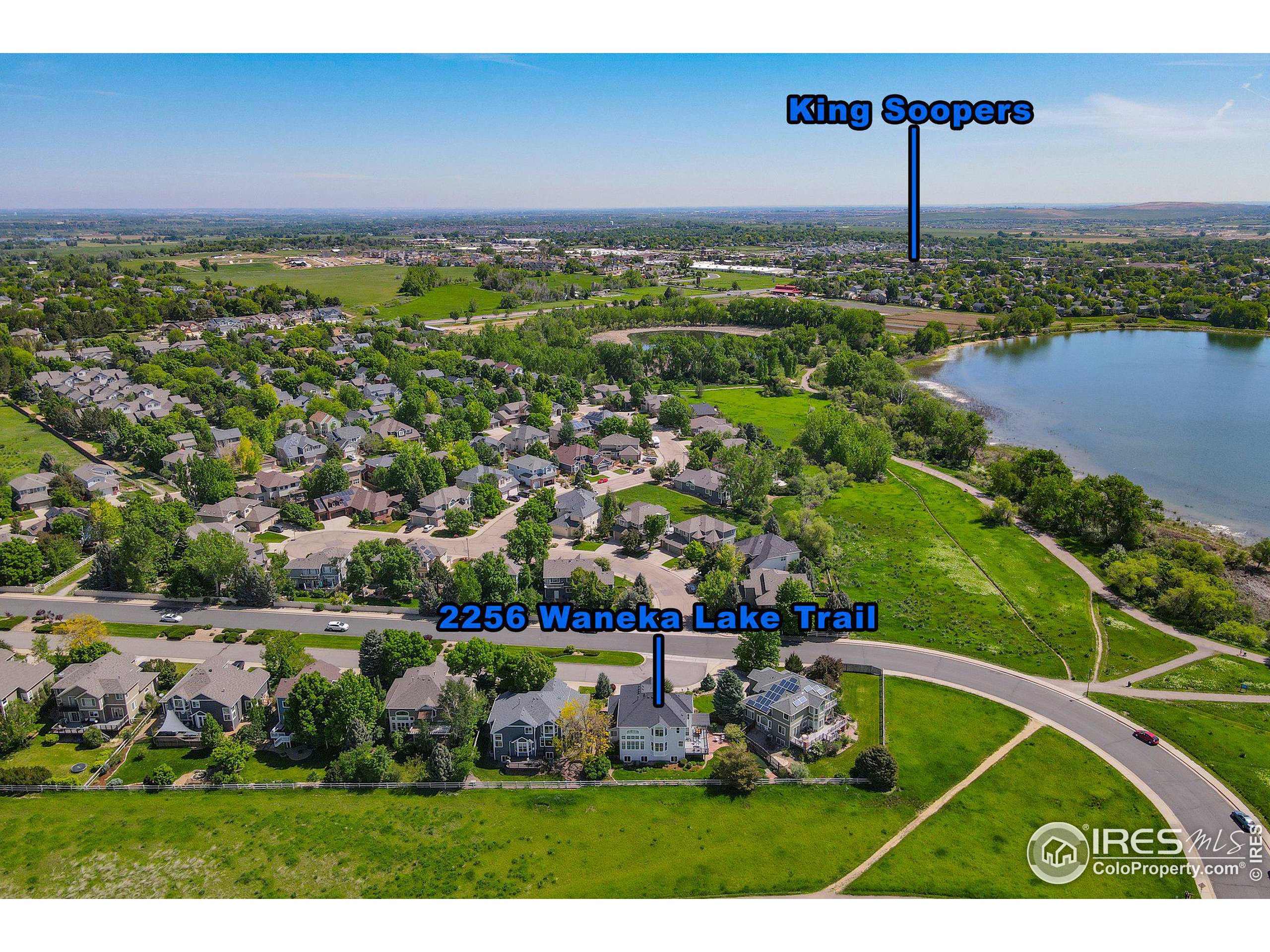 2256 Waneka Lake Trl