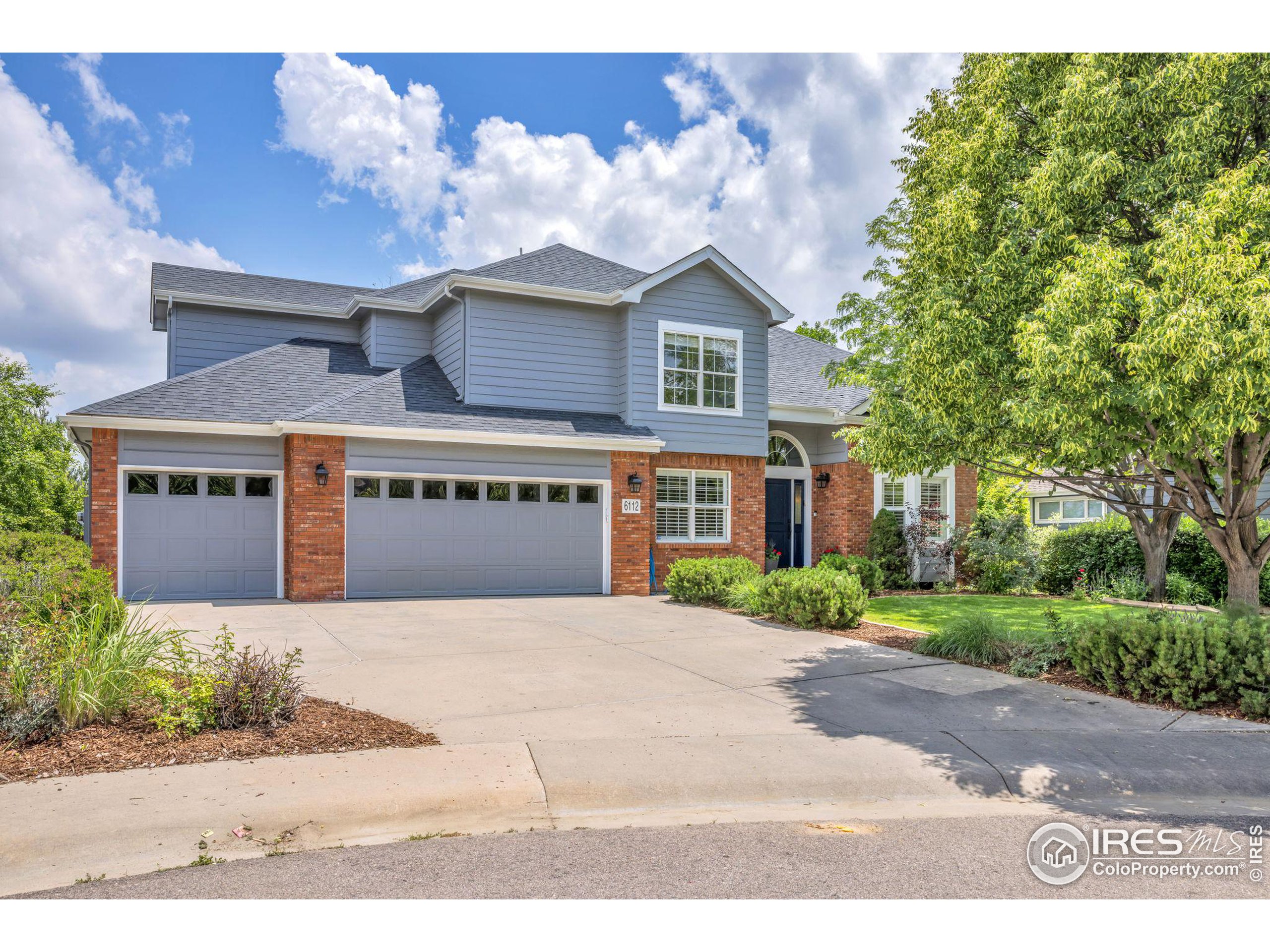 6112 Hamilton Ct