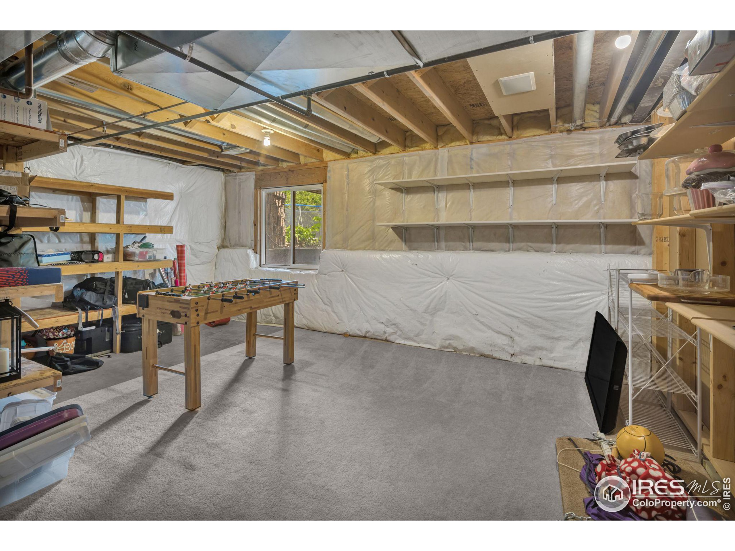 6112 Hamilton Ct