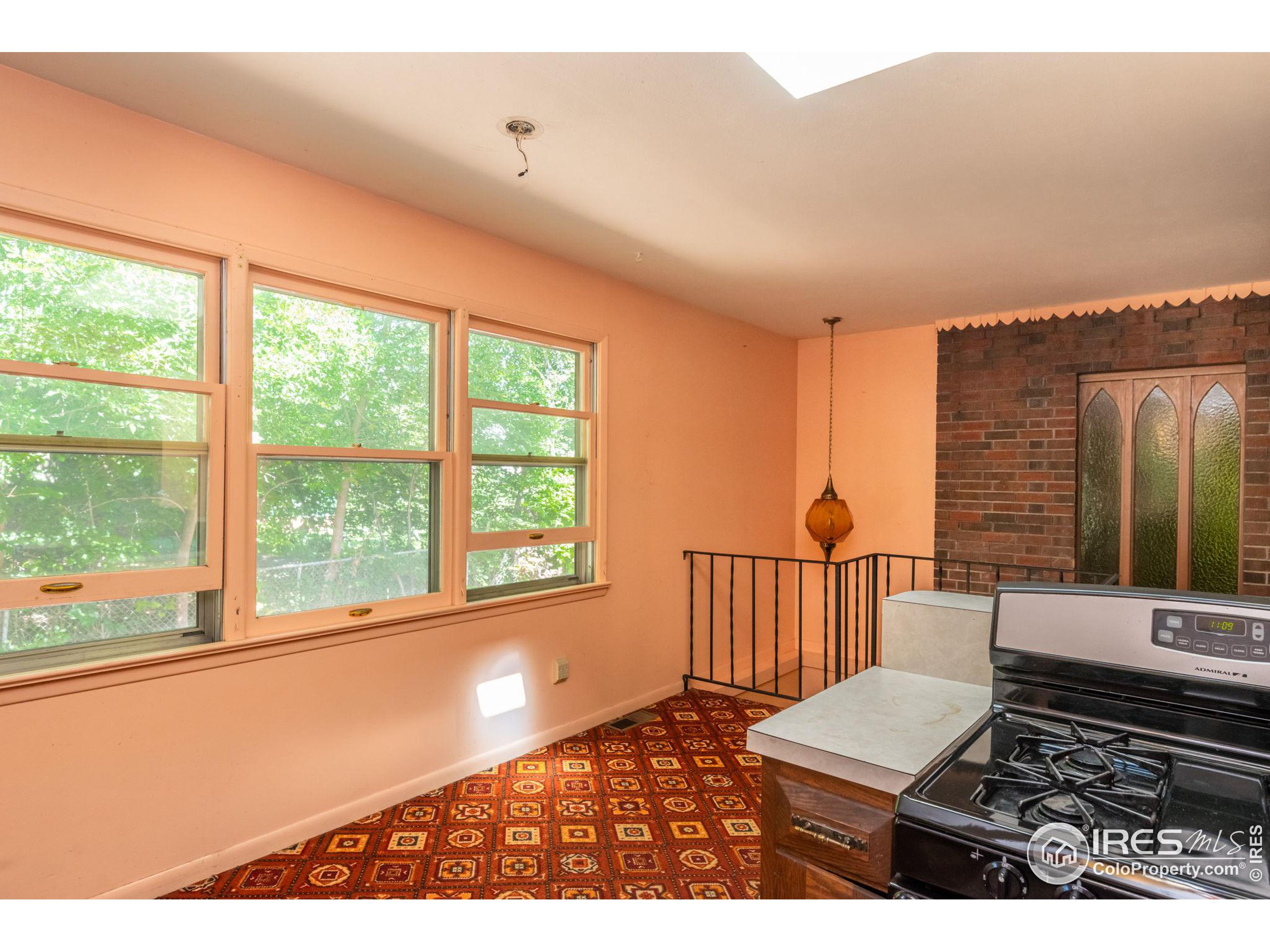 1324 Cedar Ave