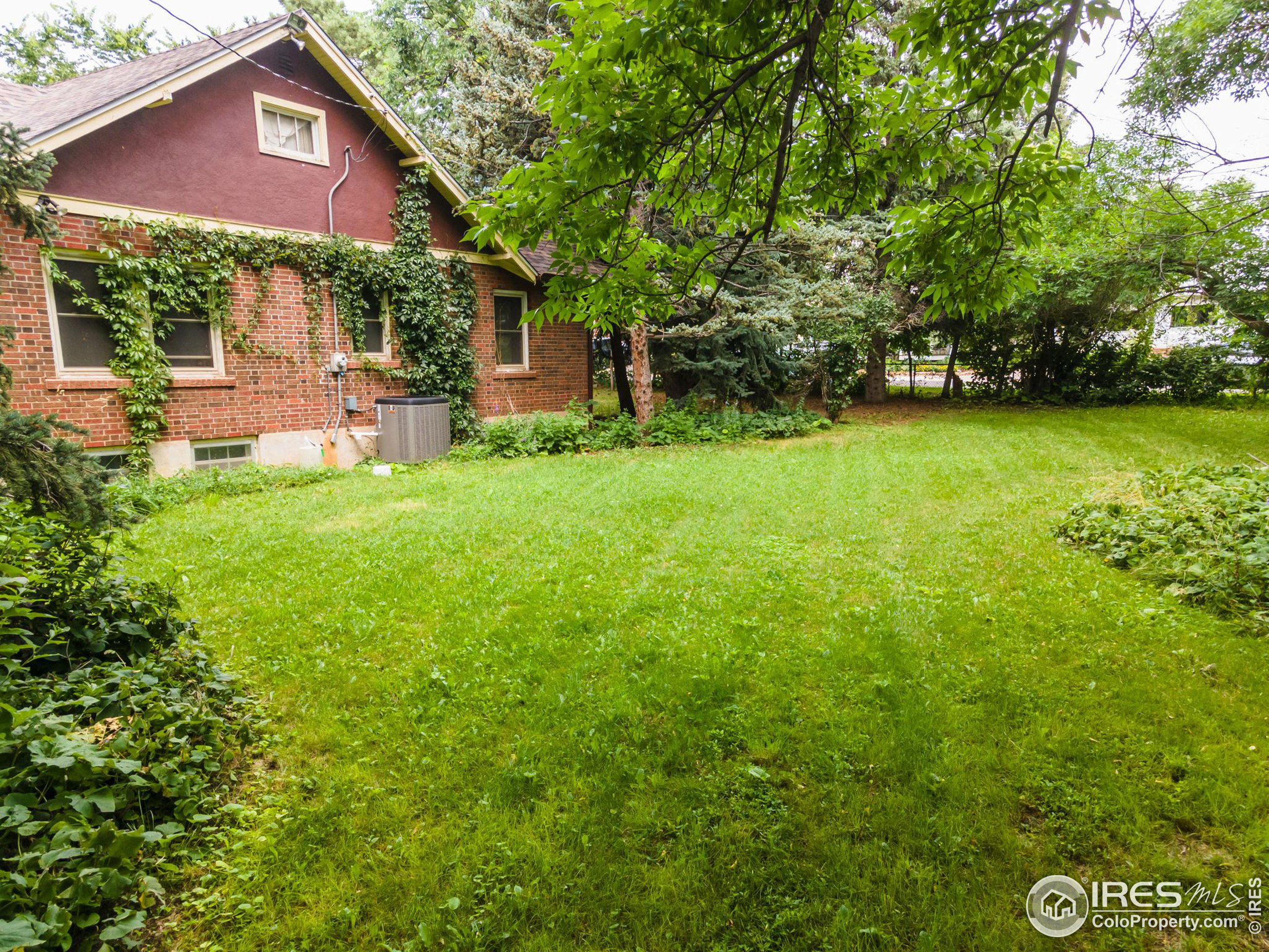 1324 Cedar Ave