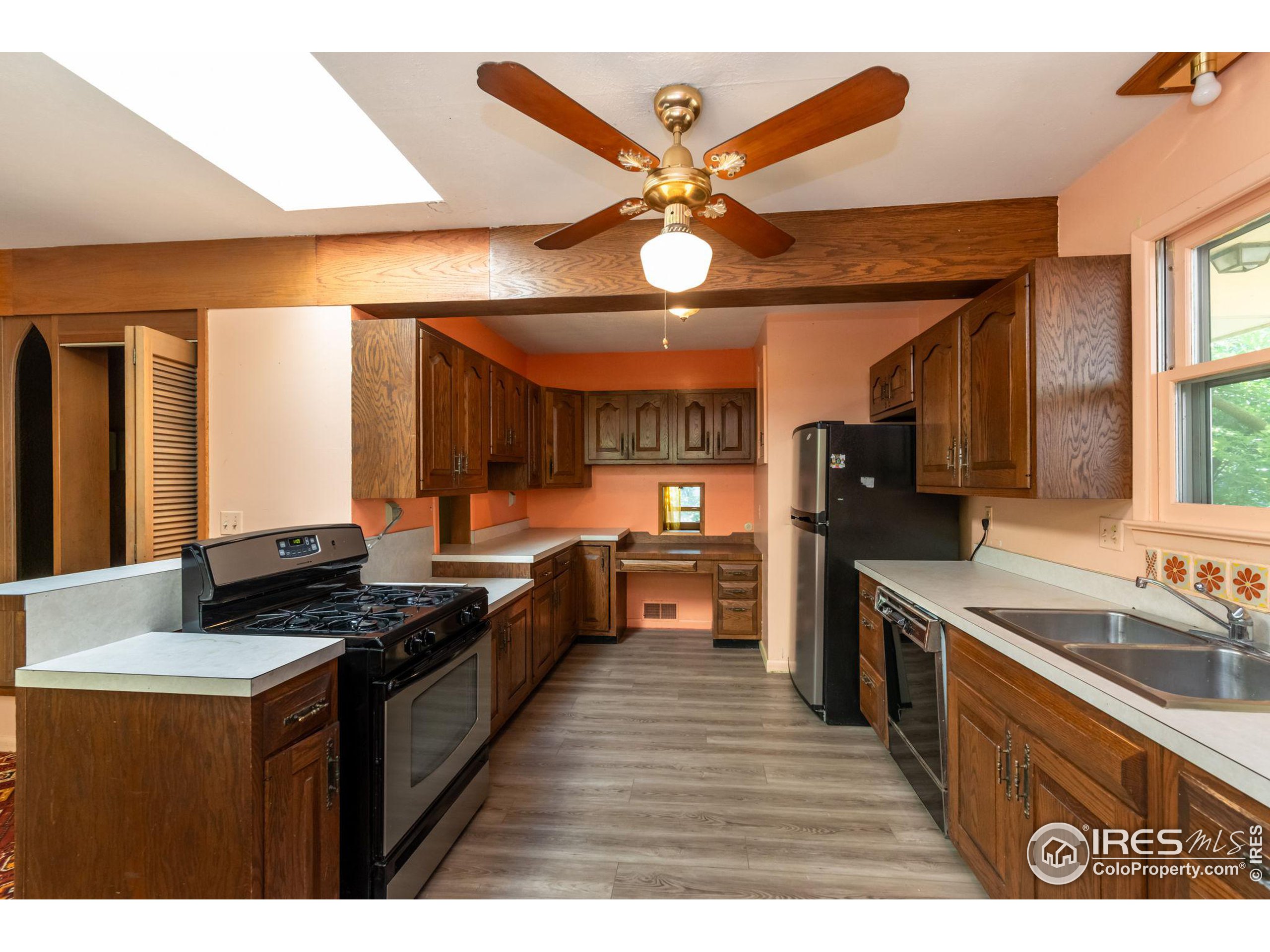 1324 Cedar Ave