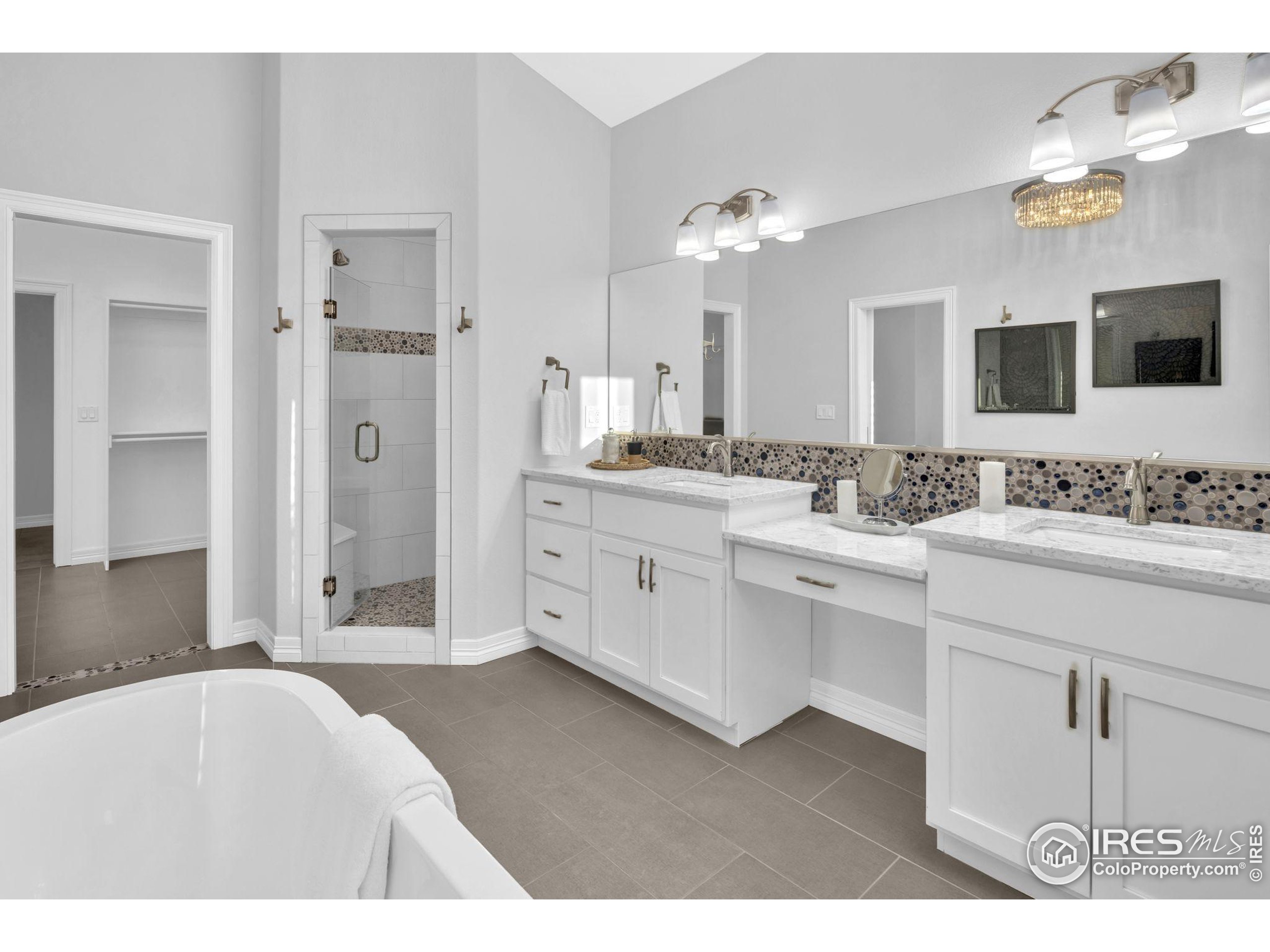 4348 Lemon Grass Dr