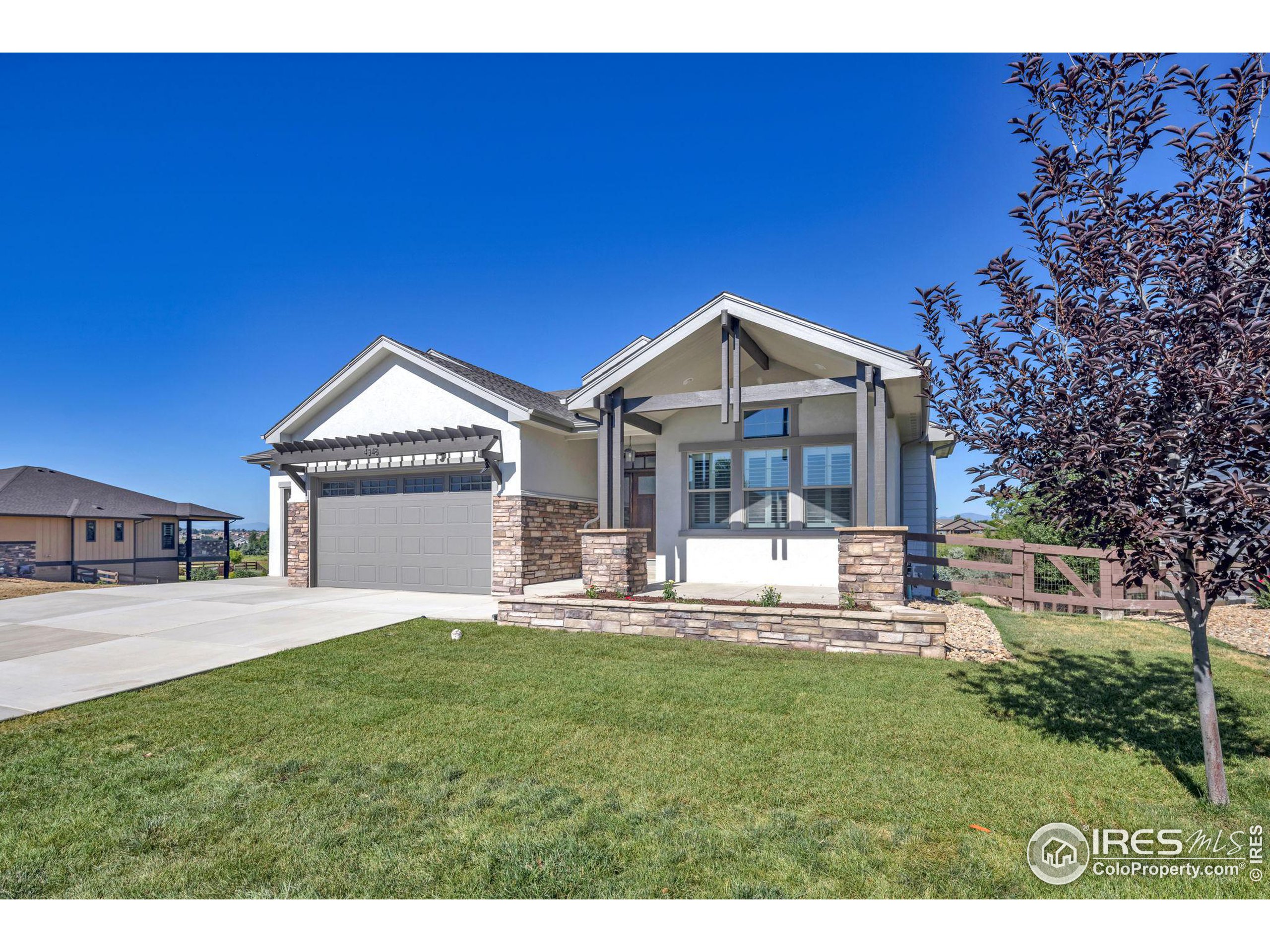 4348 Lemon Grass Dr