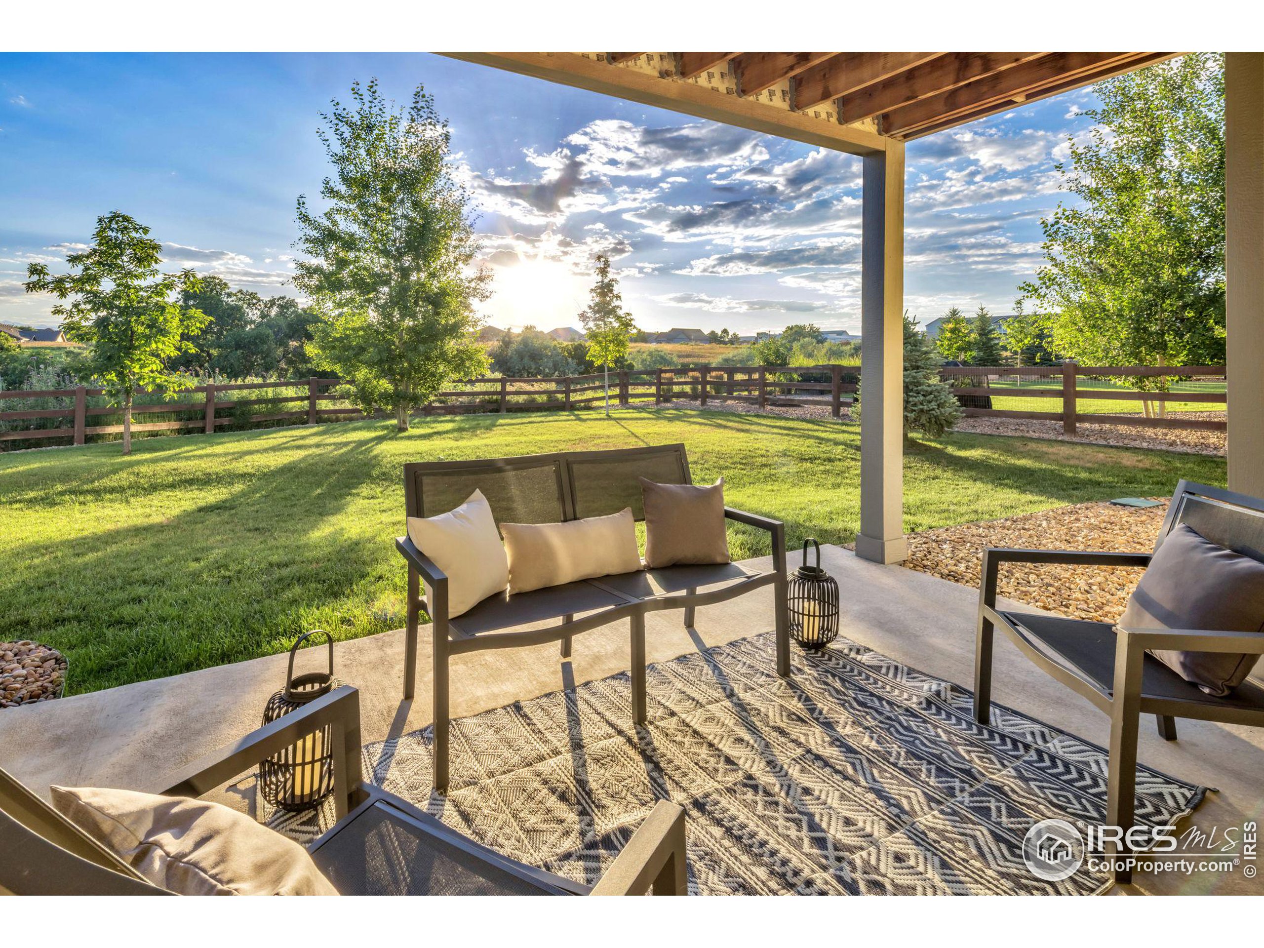 4348 Lemon Grass Dr