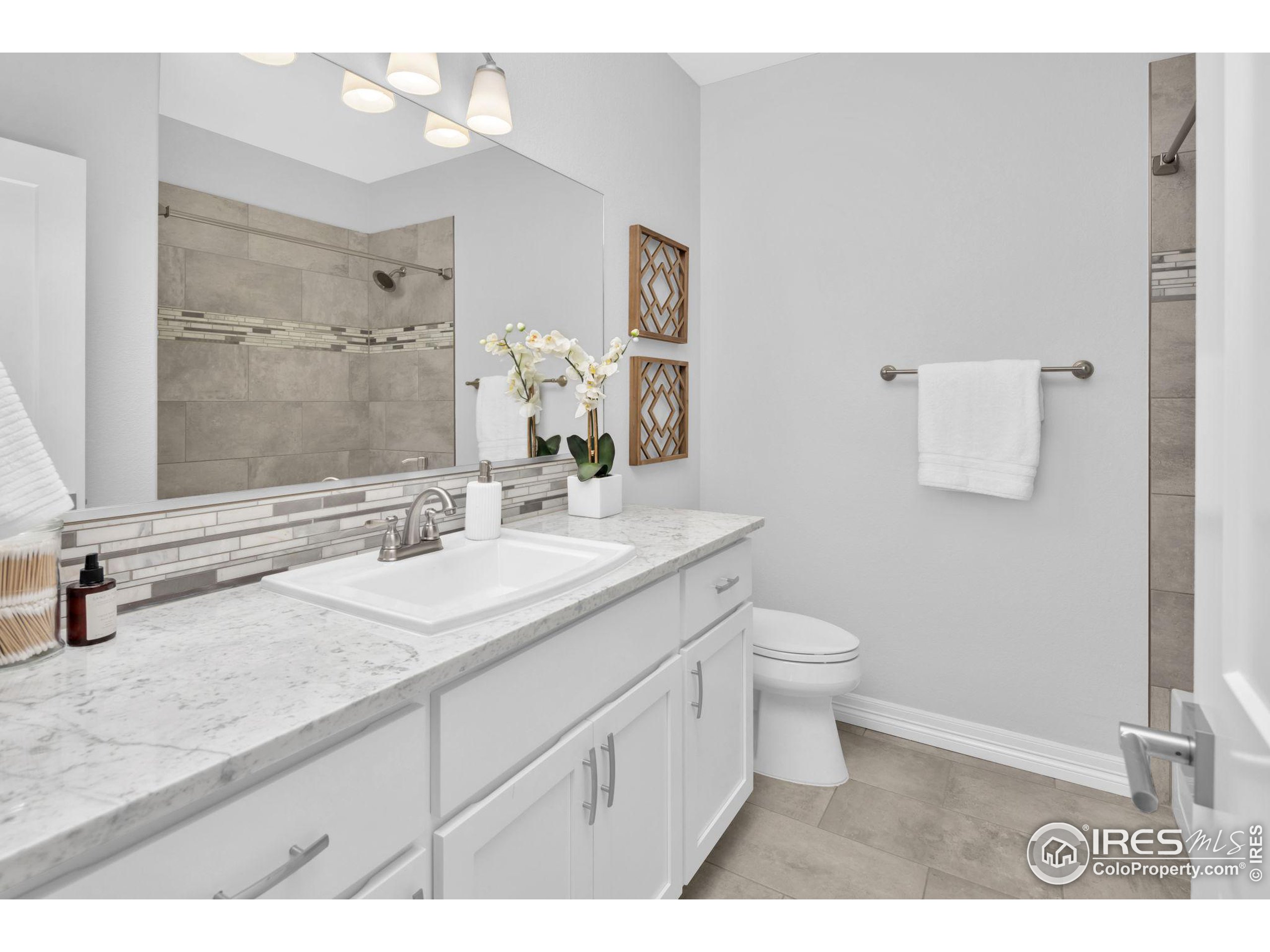 4348 Lemon Grass Dr