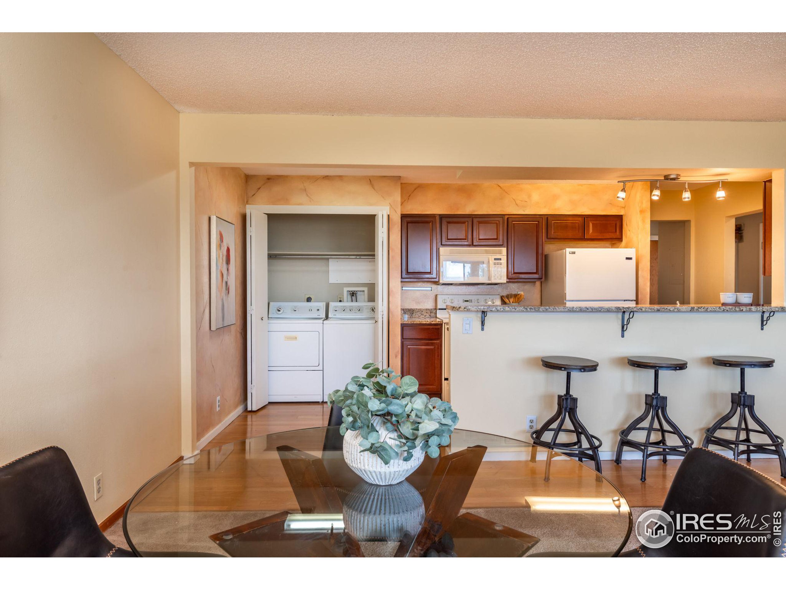 1544 Bradley Dr