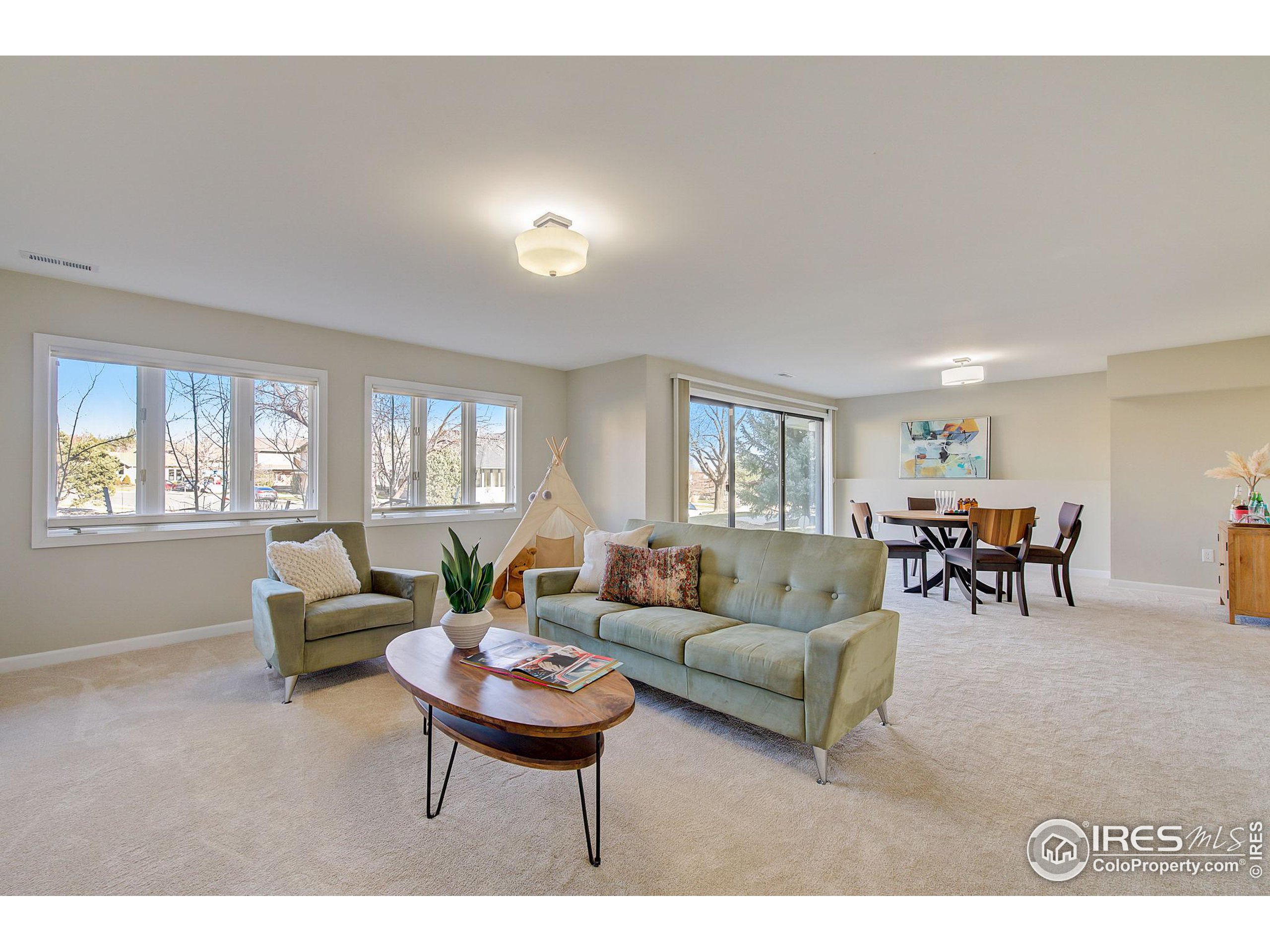 1206 Wildwood Cir