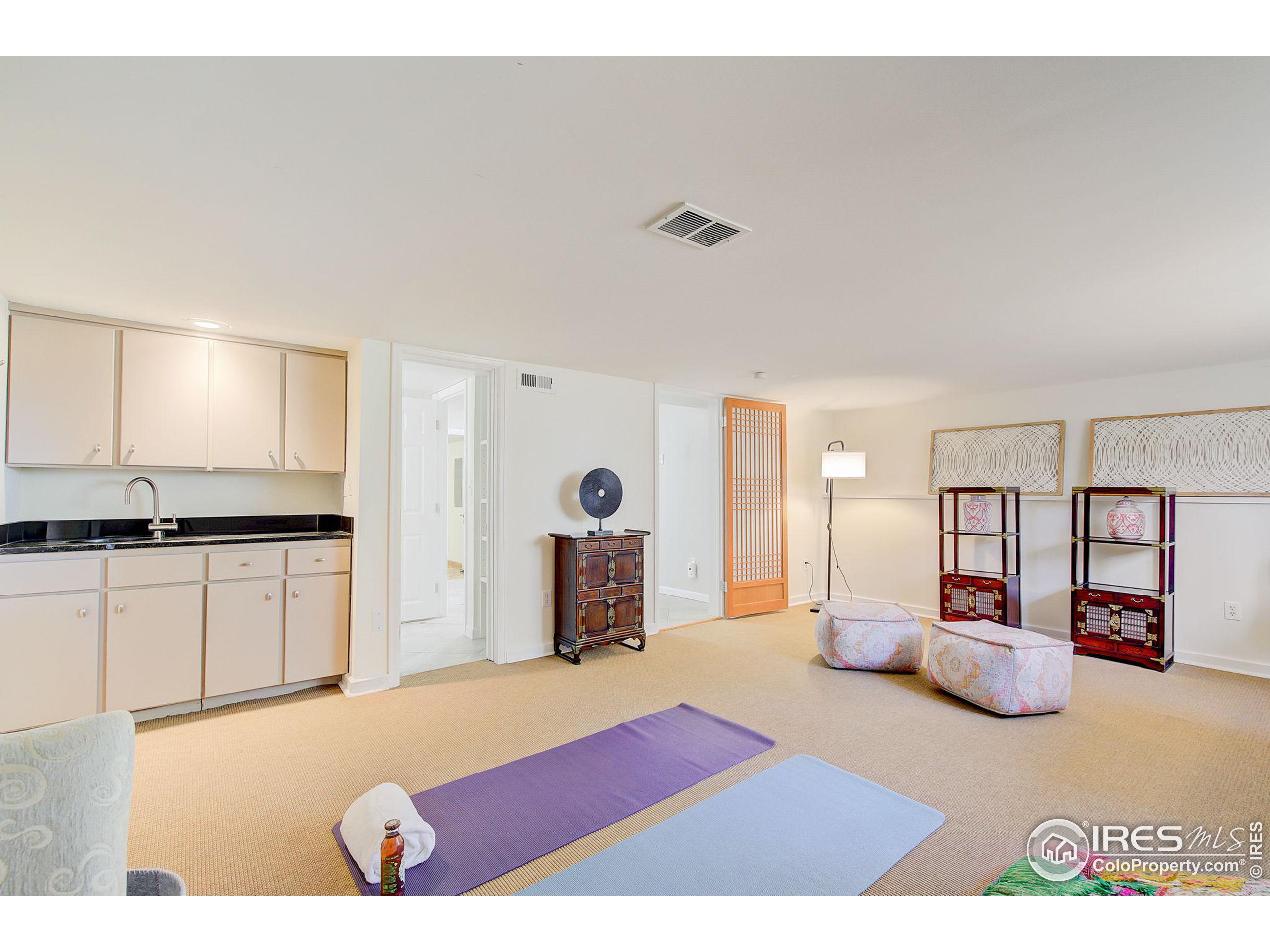 1206 Wildwood Cir