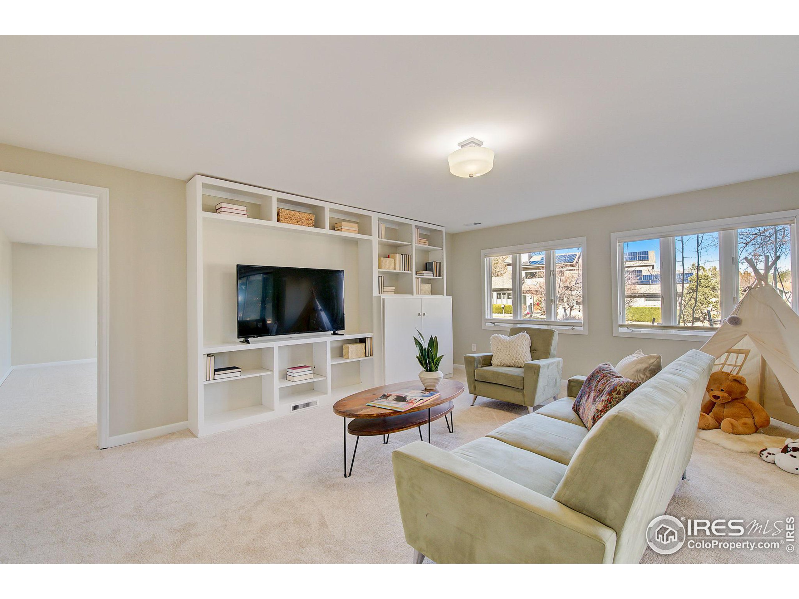 1206 Wildwood Cir