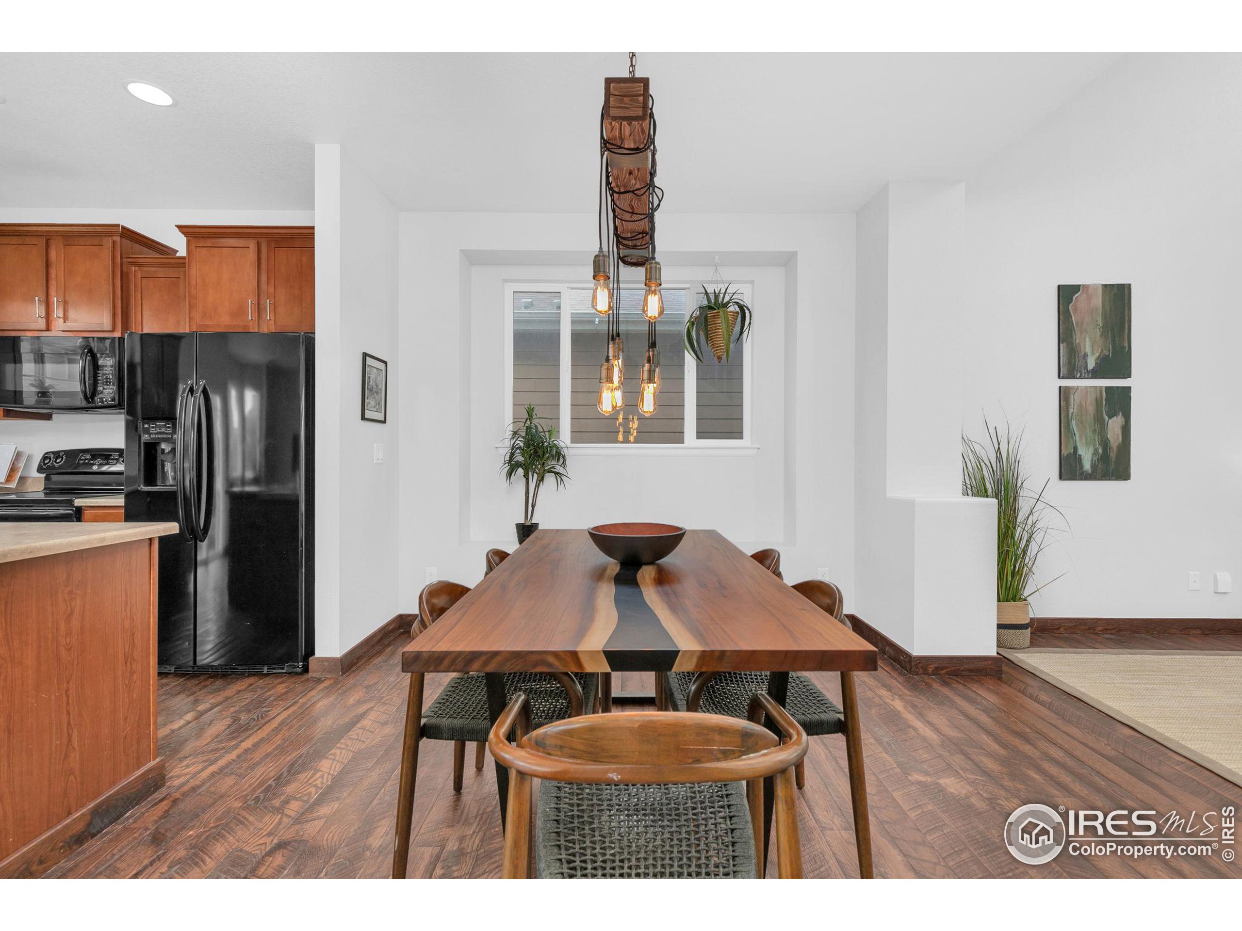 3399 Wagon Trail Rd