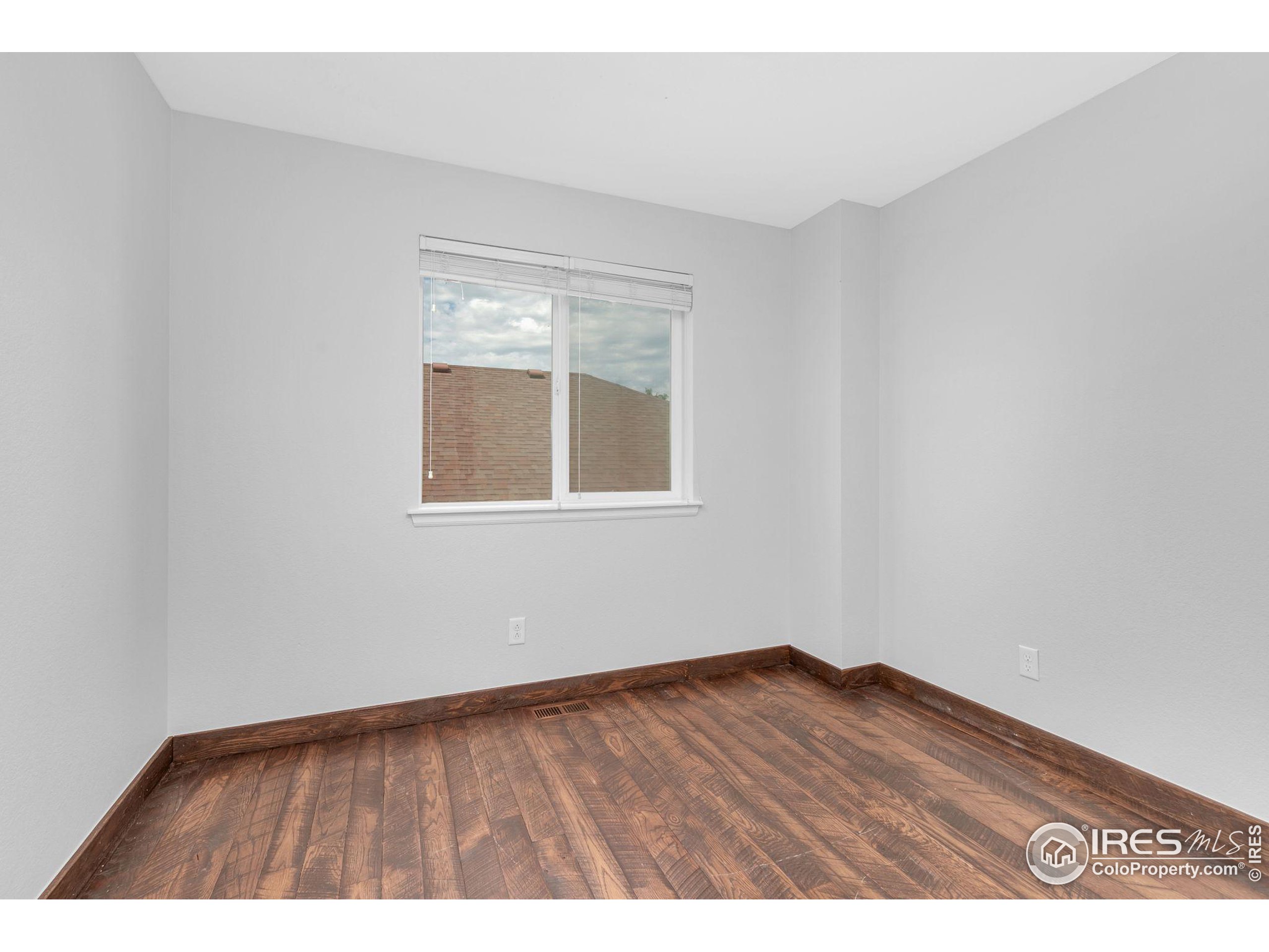 3399 Wagon Trail Rd