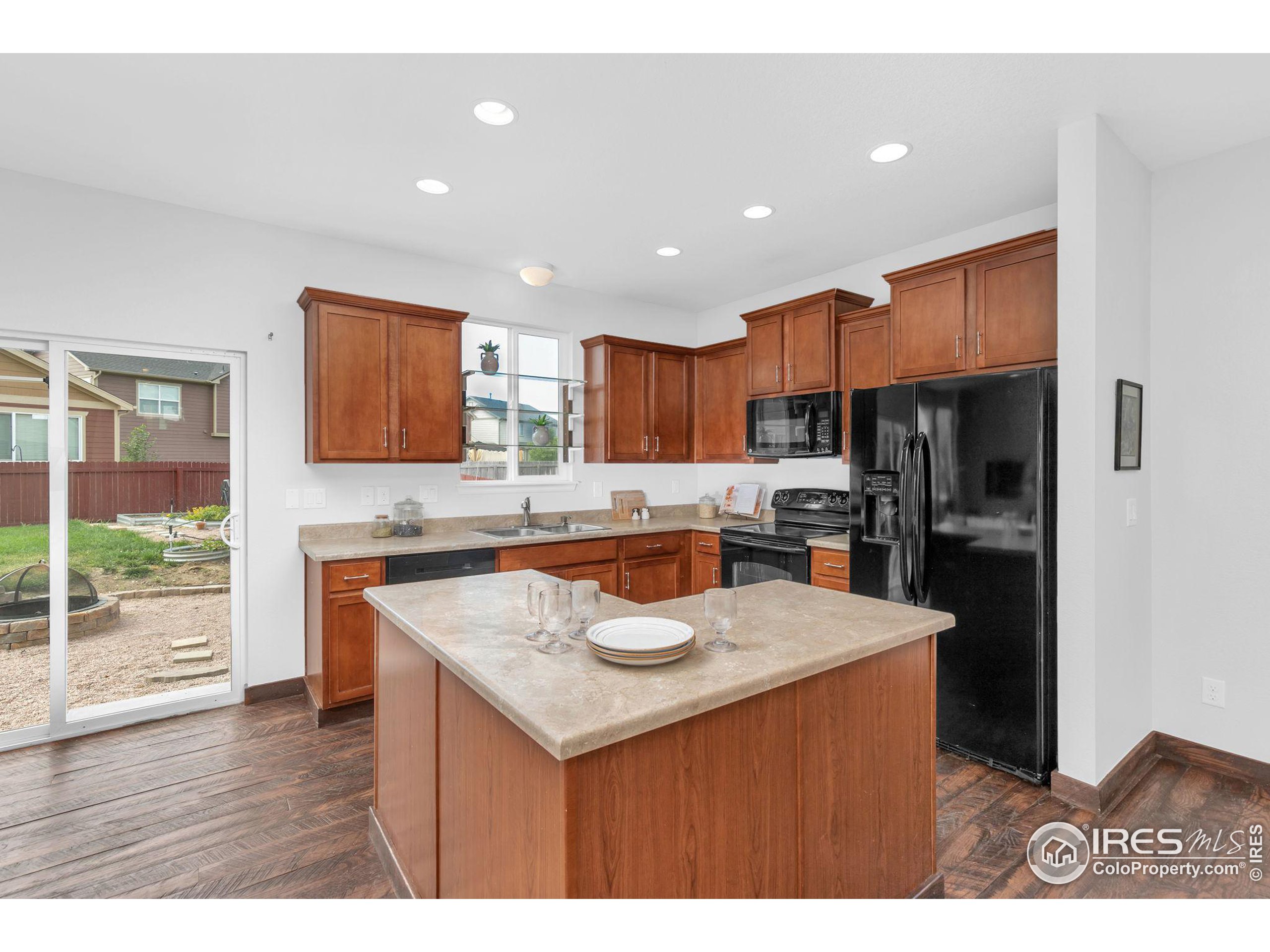 3399 Wagon Trail Rd