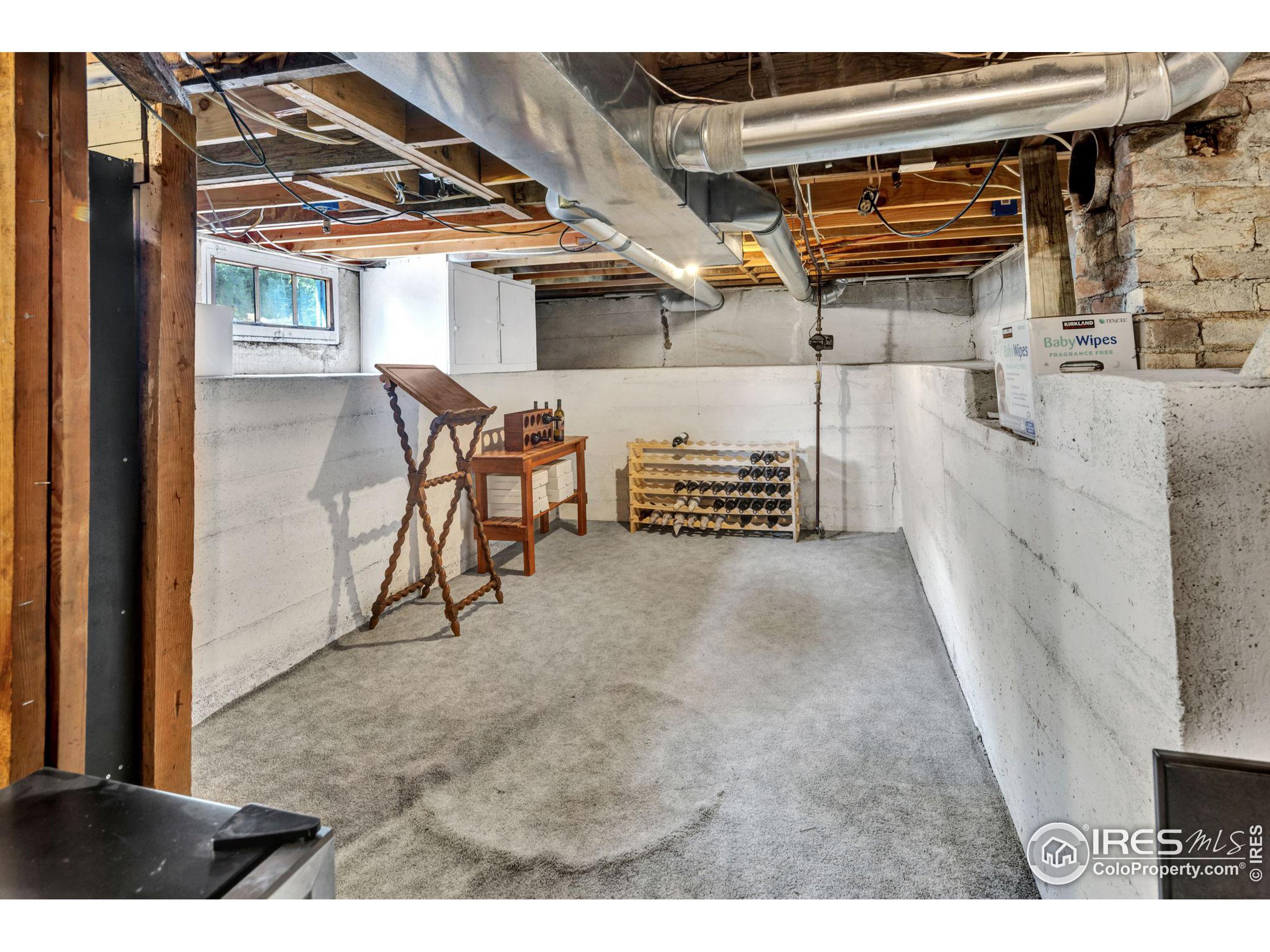 350 Sherman St
