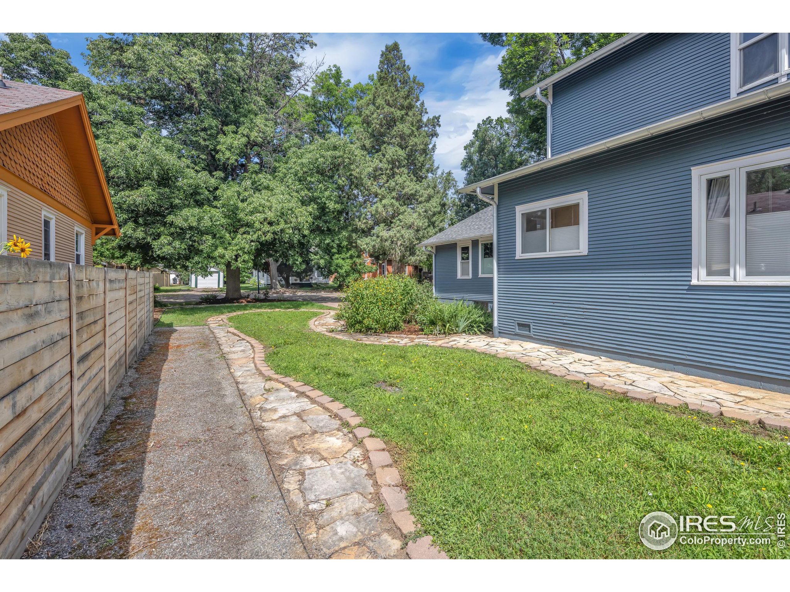 350 Sherman St