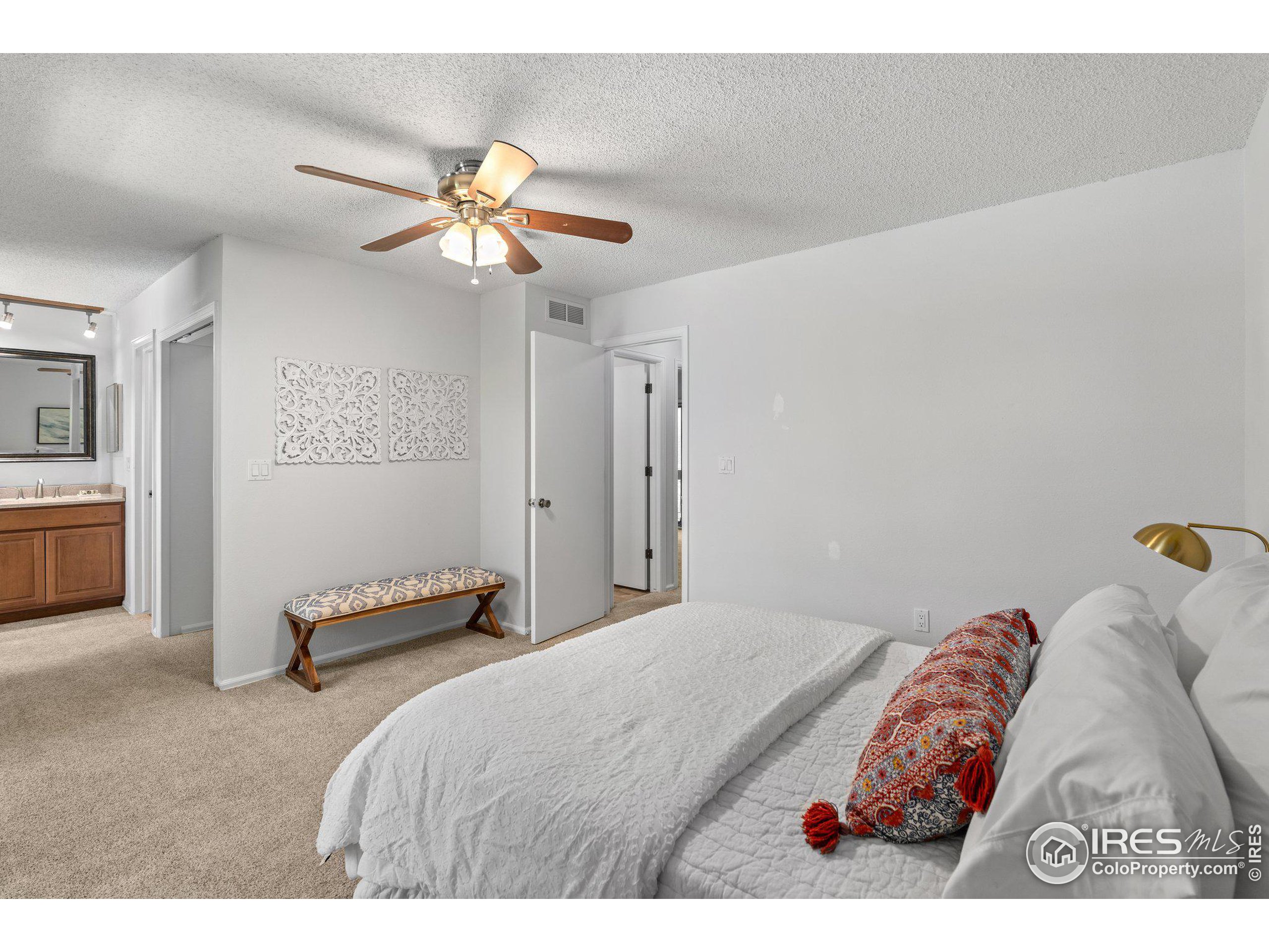 2653 Grapewood Ln