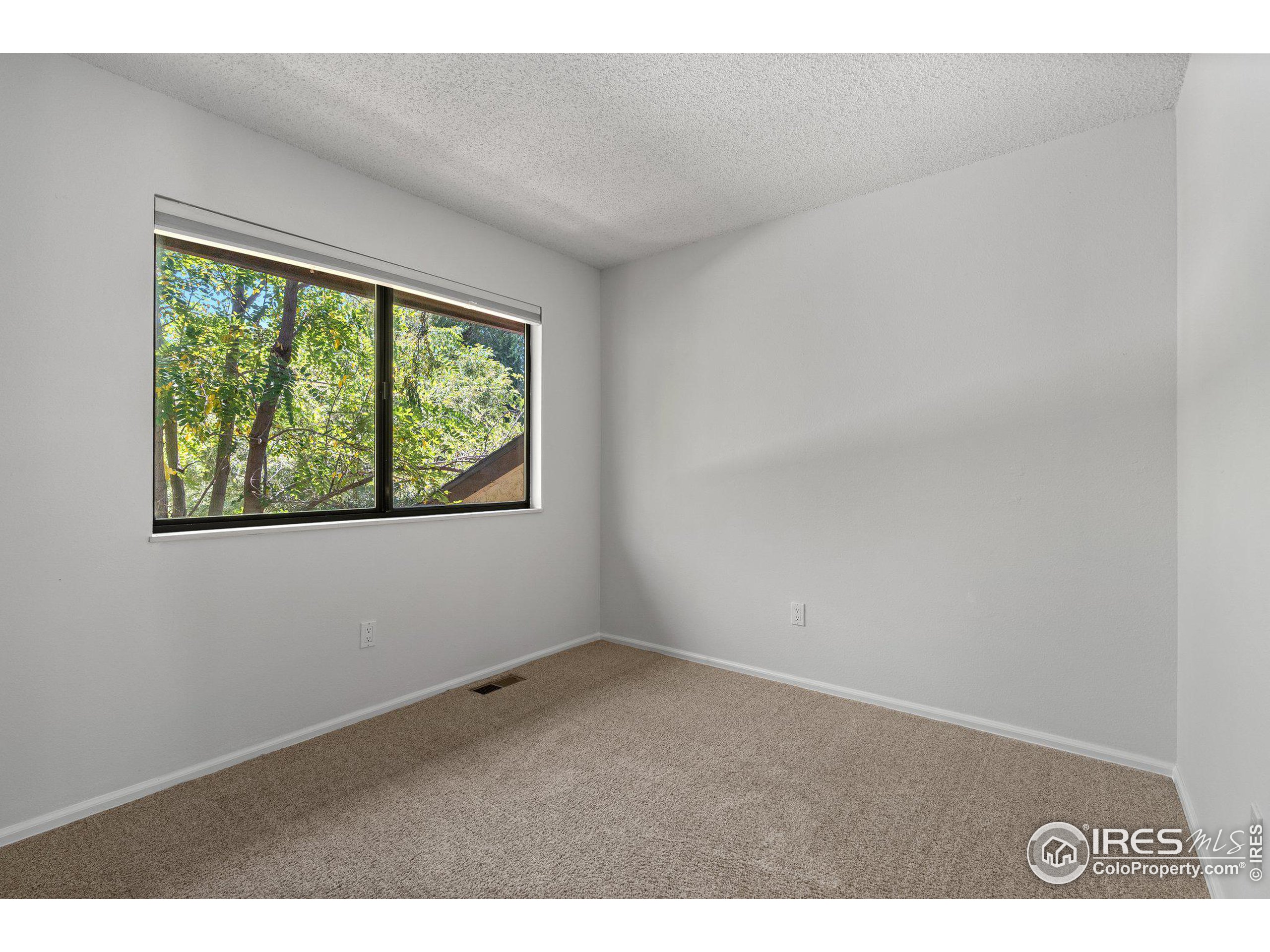2653 Grapewood Ln
