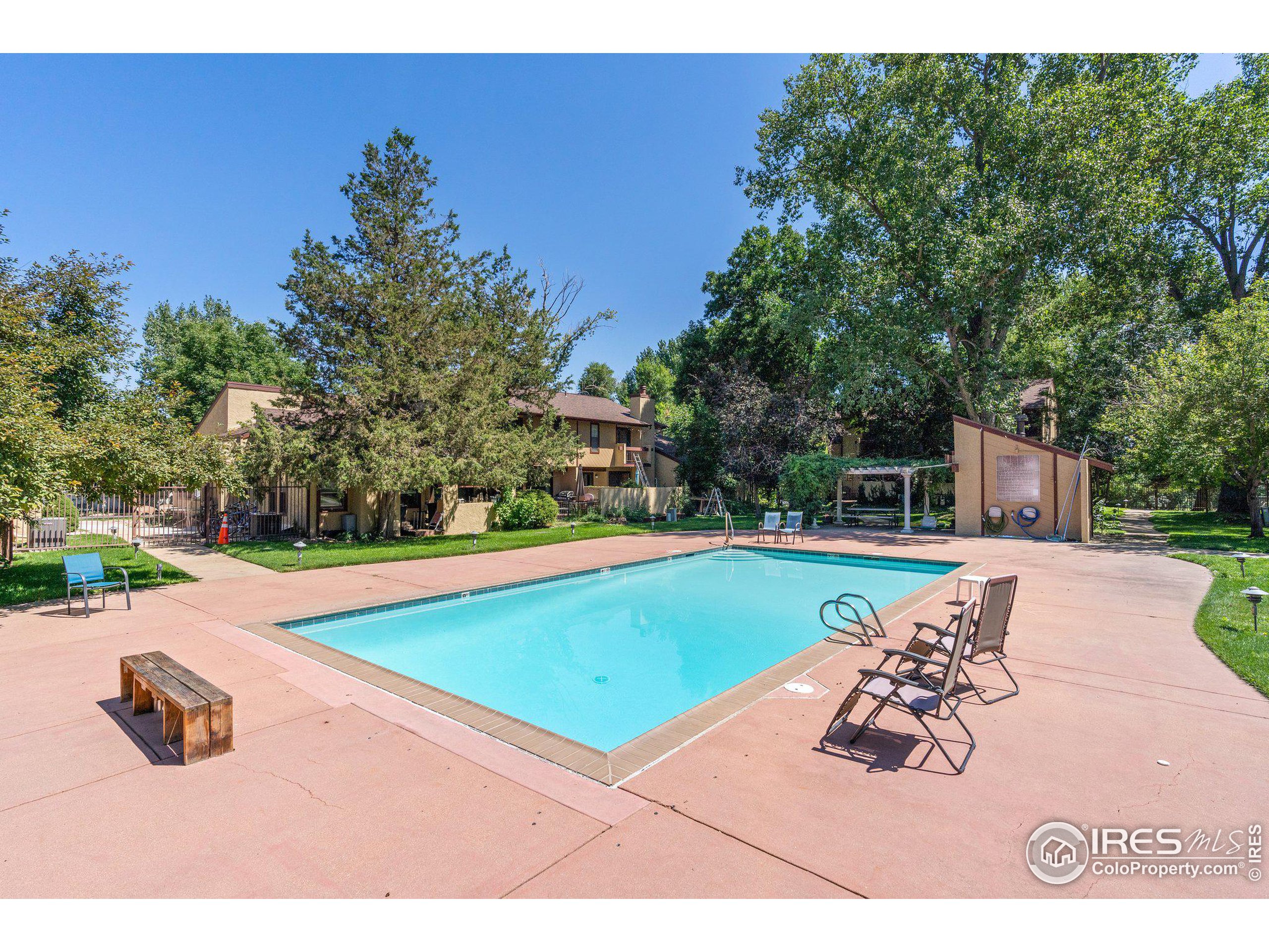 2653 Grapewood Ln