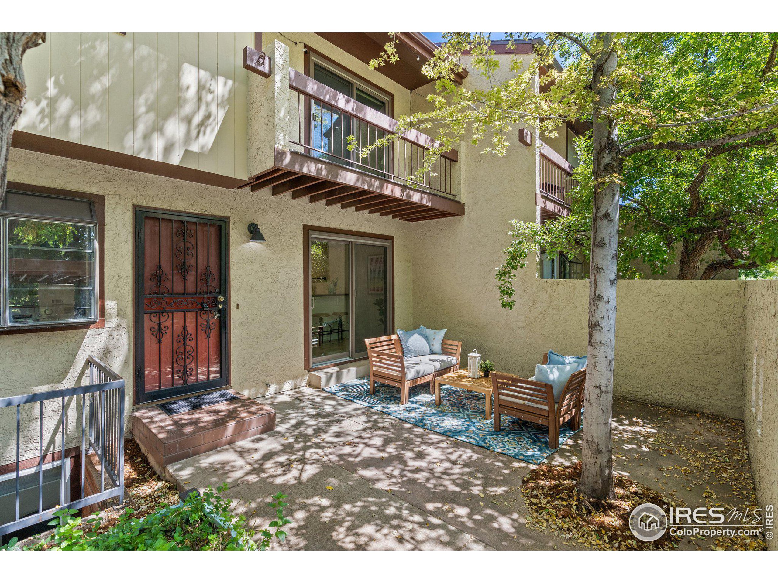 2653 Grapewood Ln