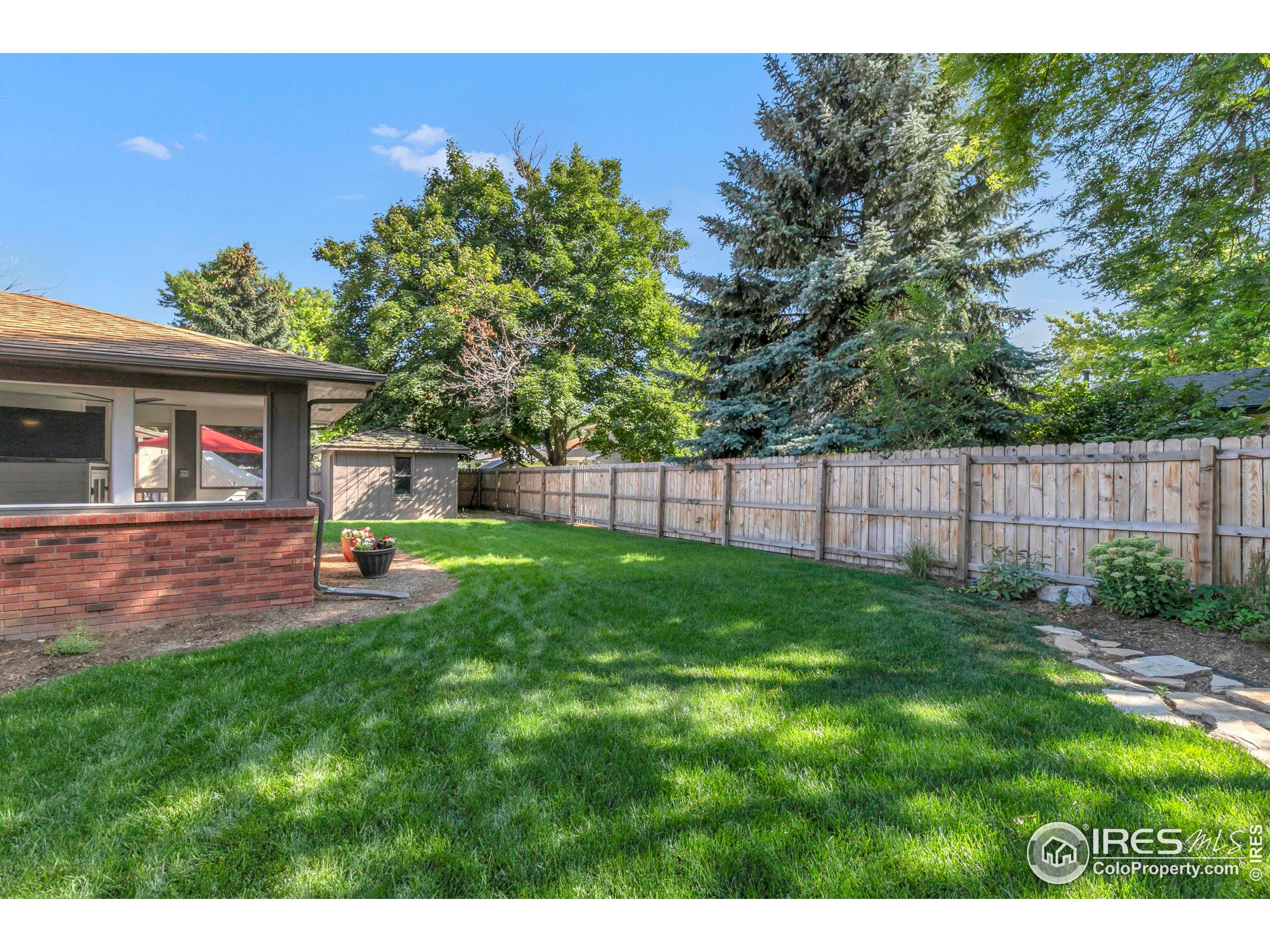 1750 Bonny Dr