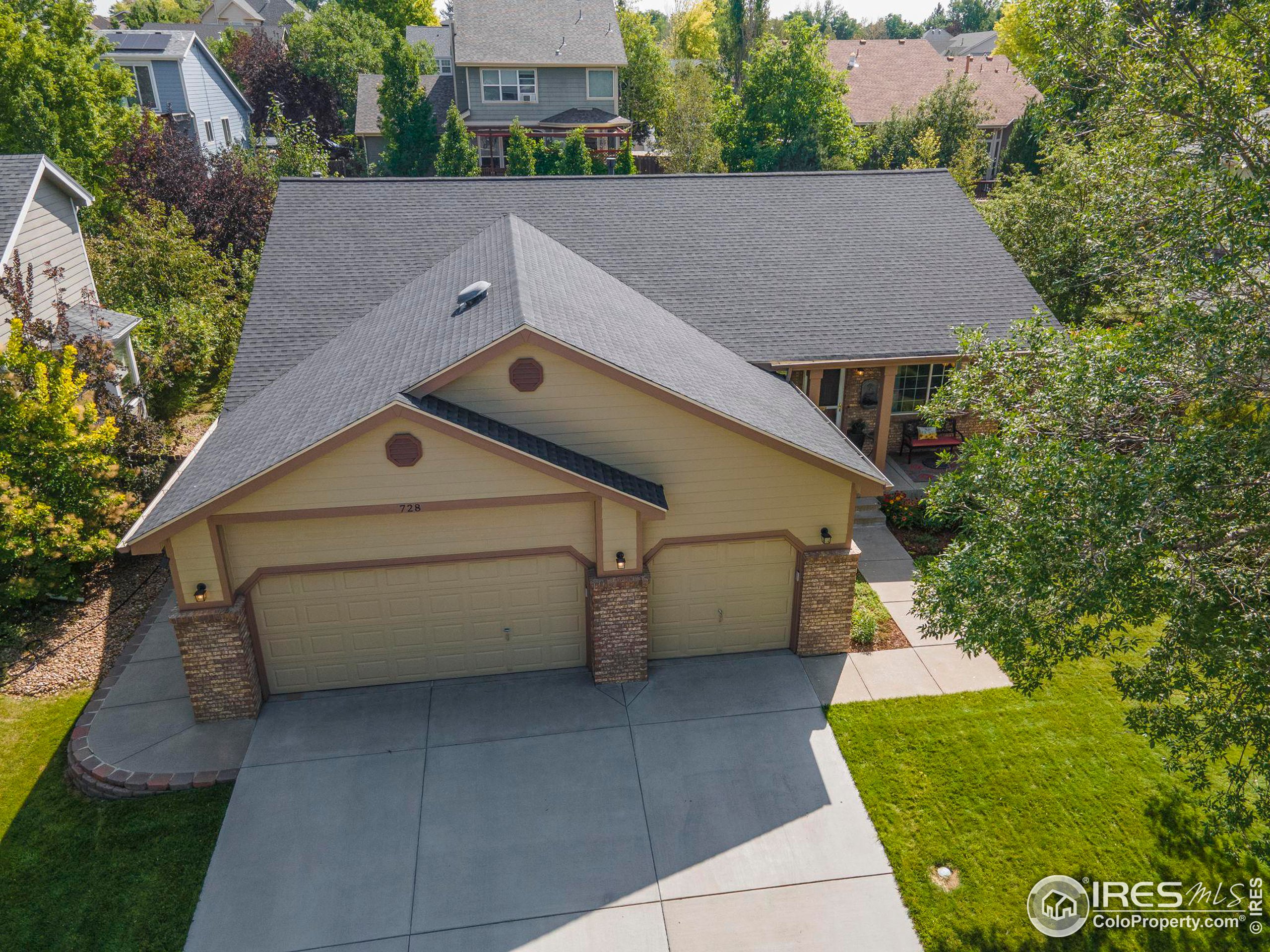 728 Zachary Ct