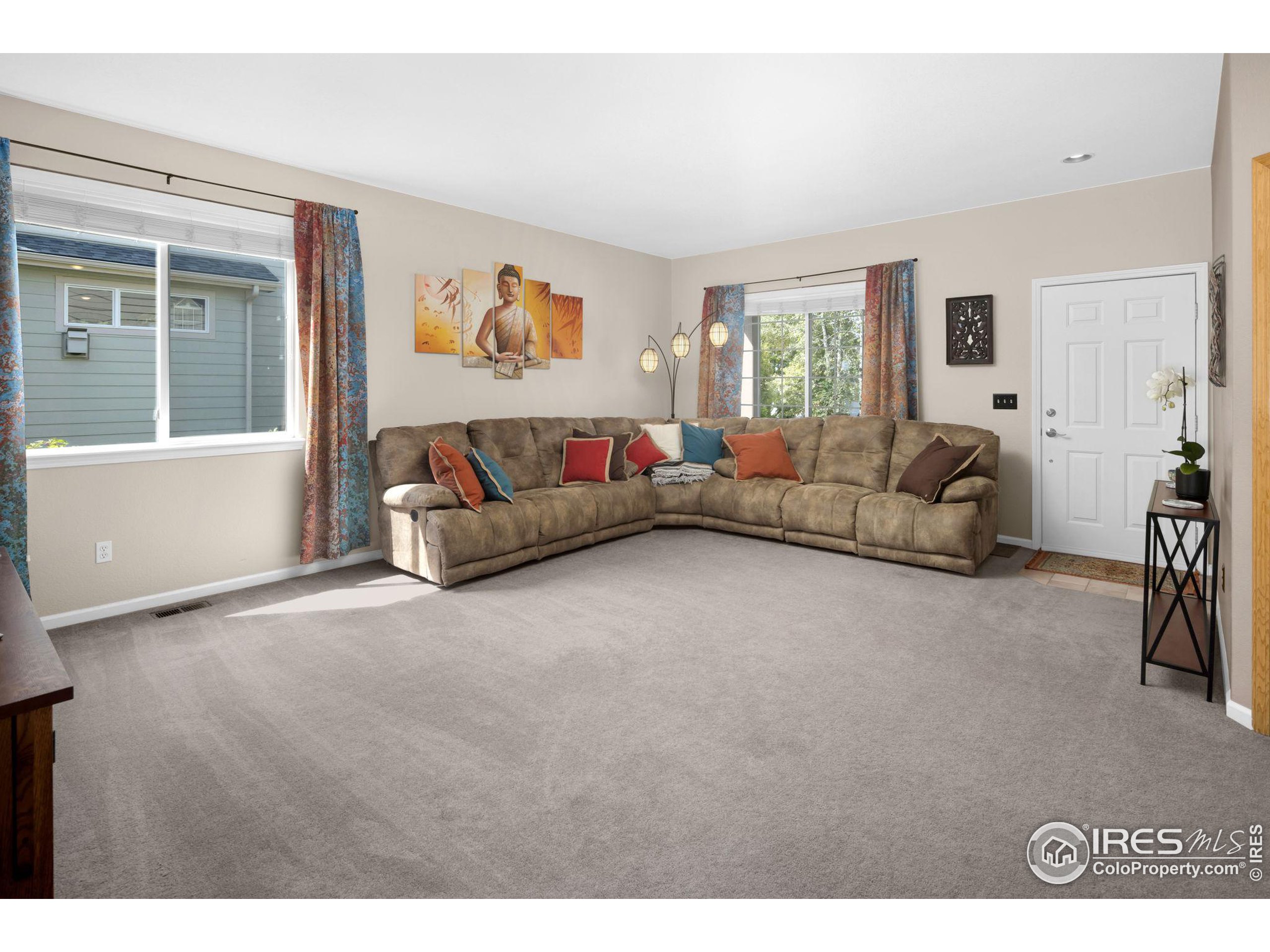 728 Zachary Ct
