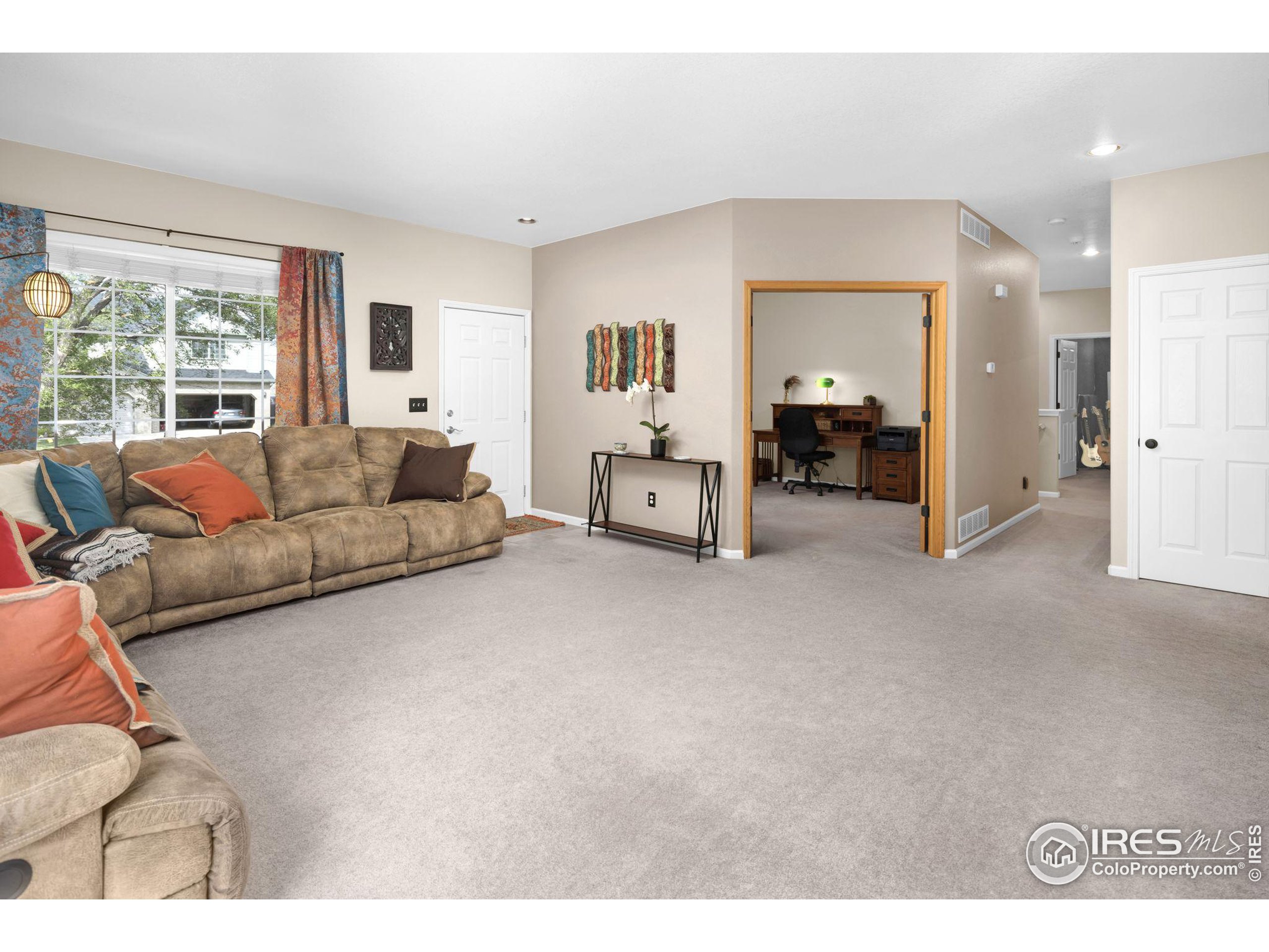728 Zachary Ct