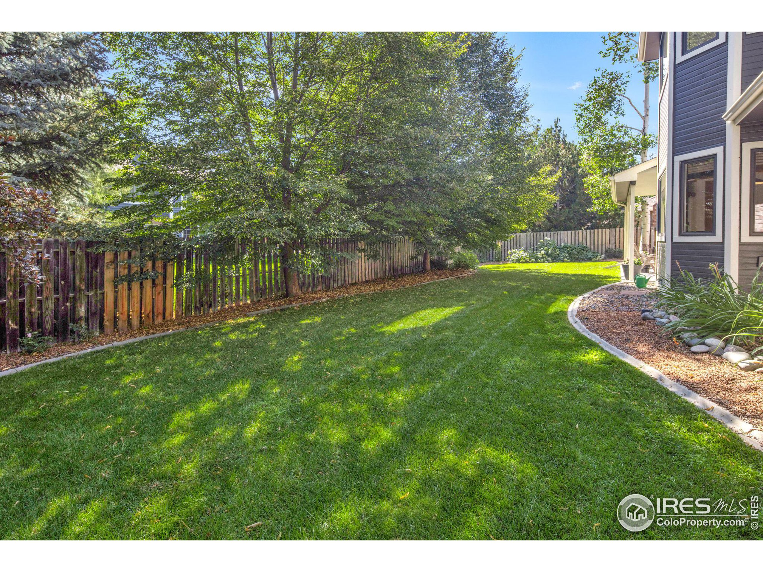 2000 Emerald Dr