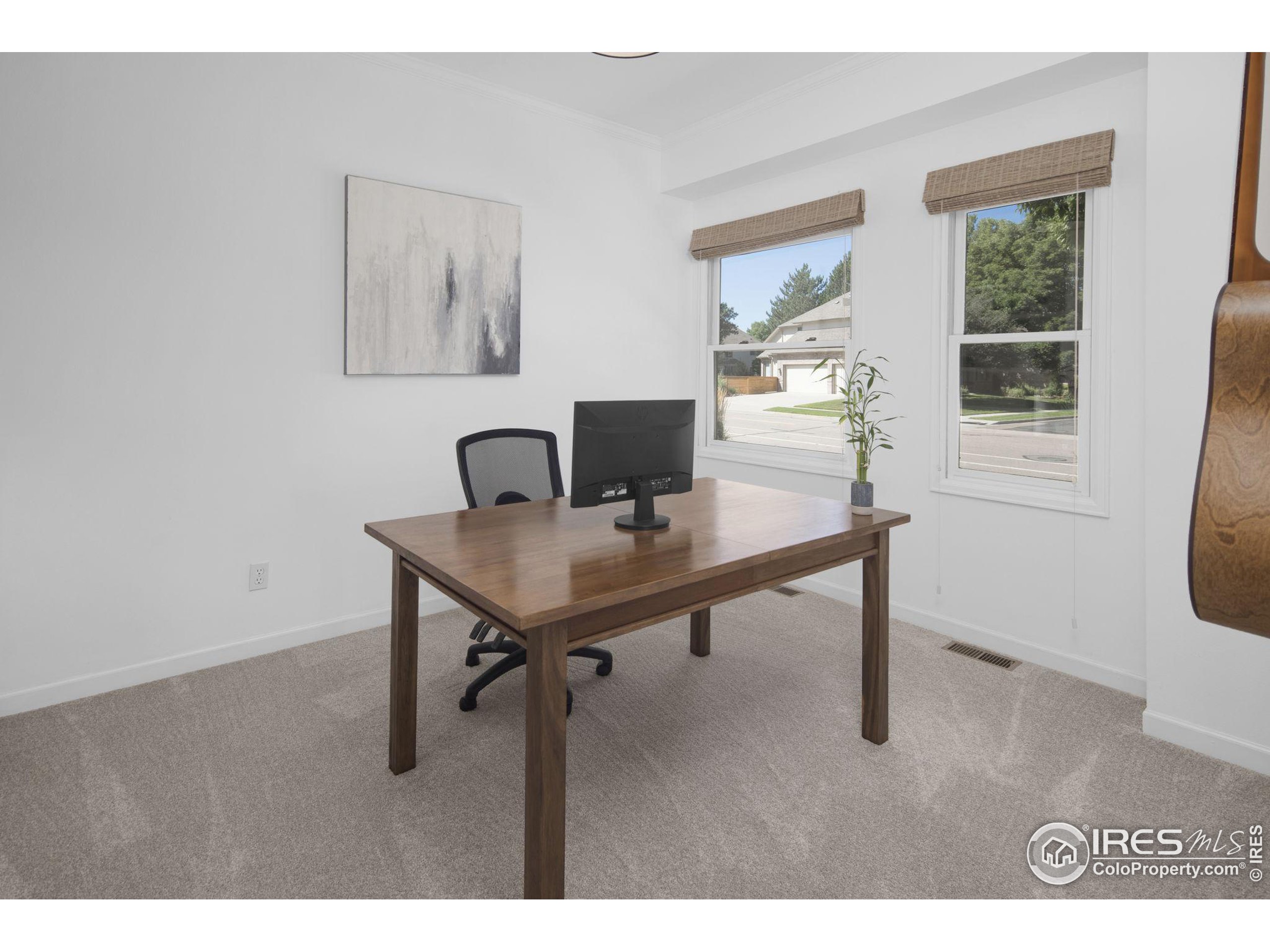 2000 Emerald Dr
