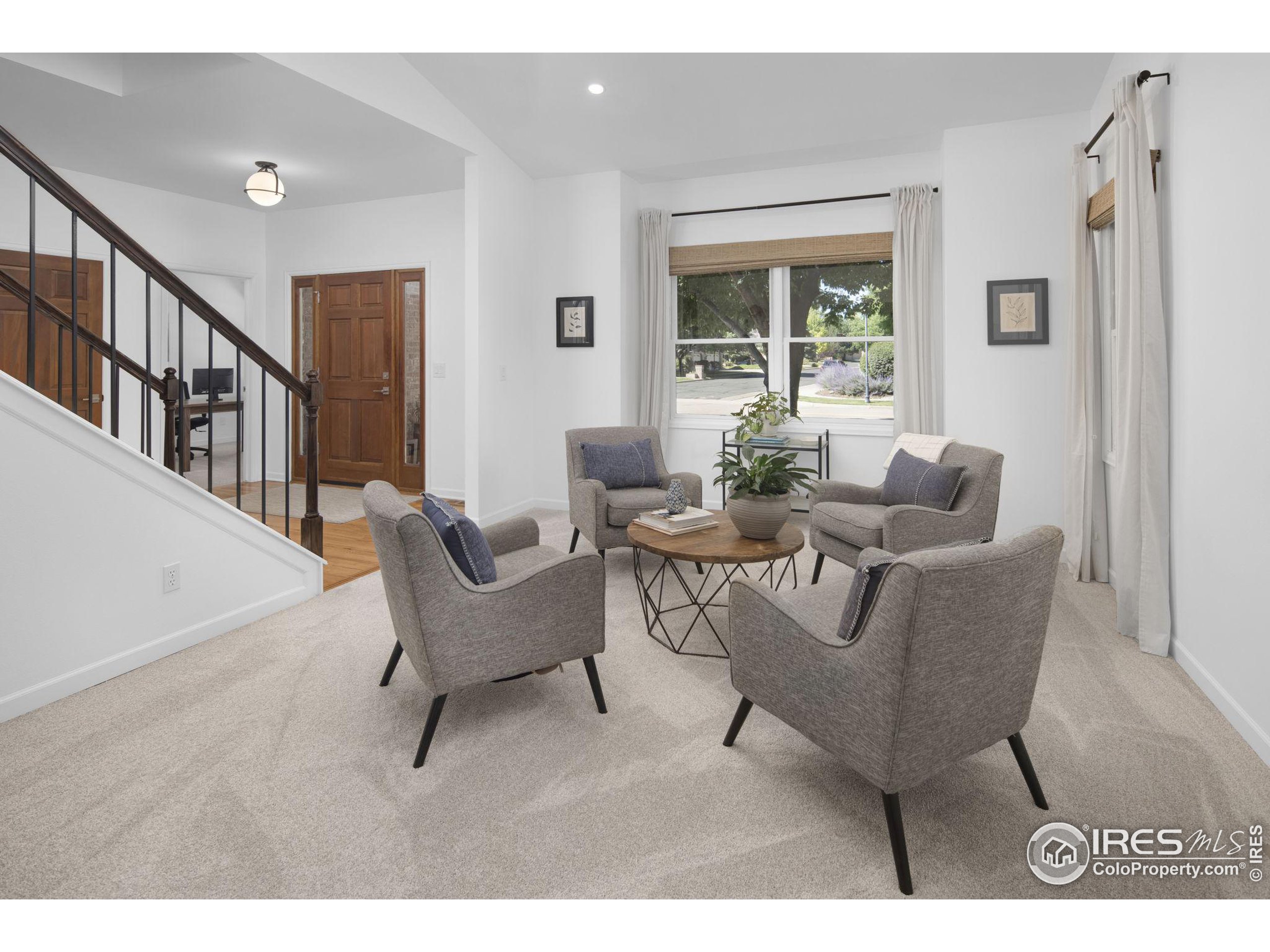 2000 Emerald Dr