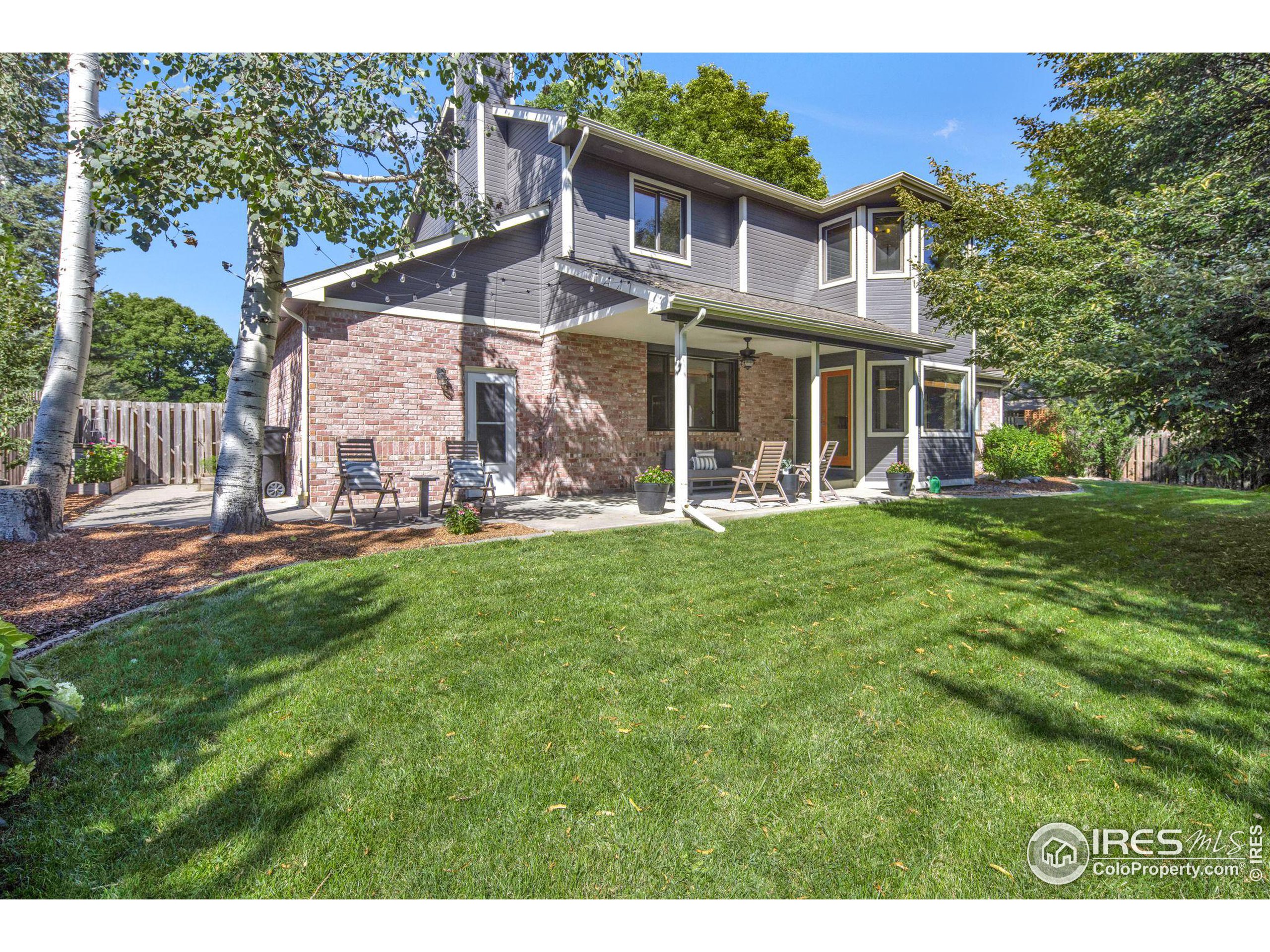 2000 Emerald Dr