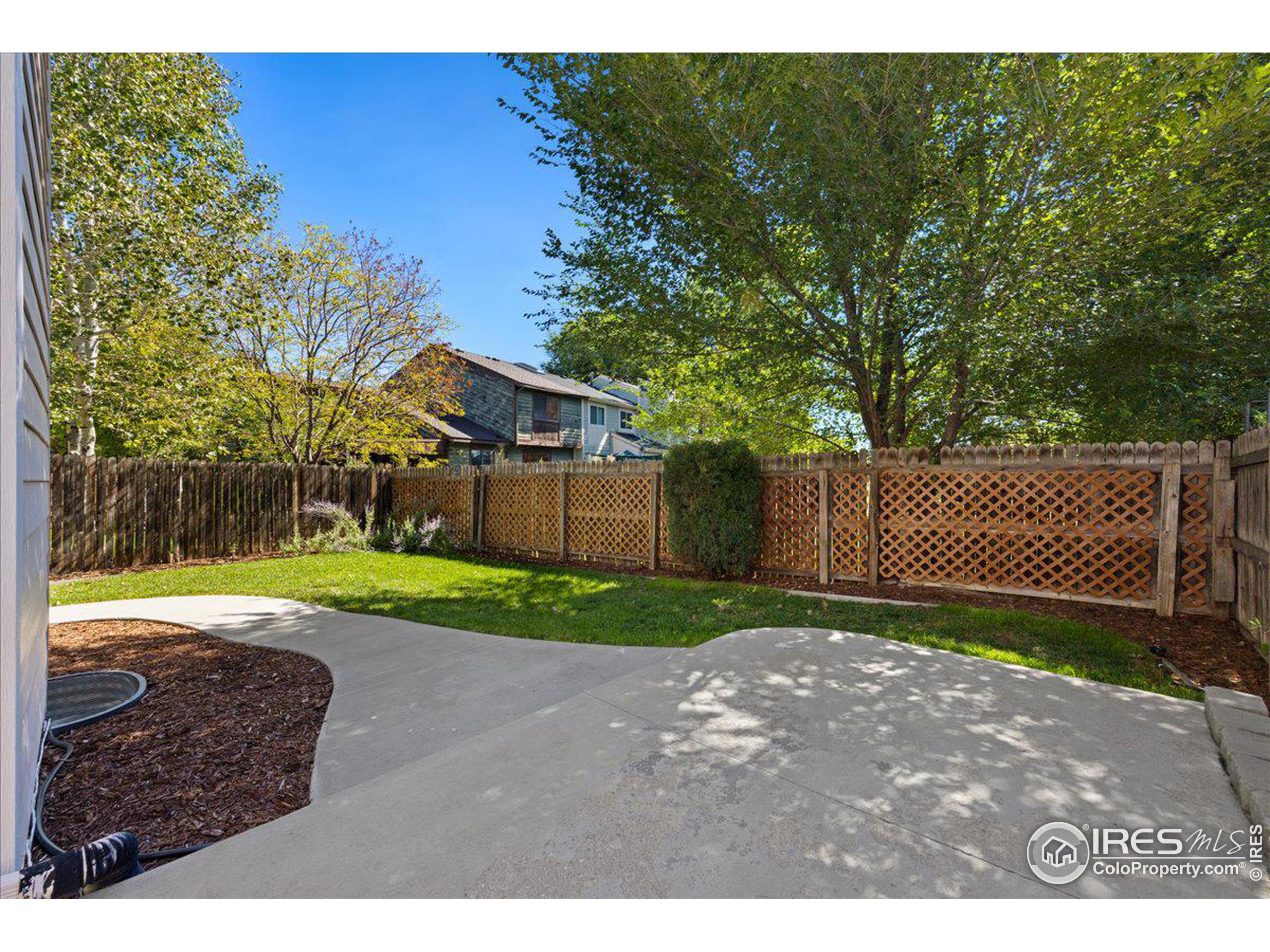 310 Wadsworth Ct