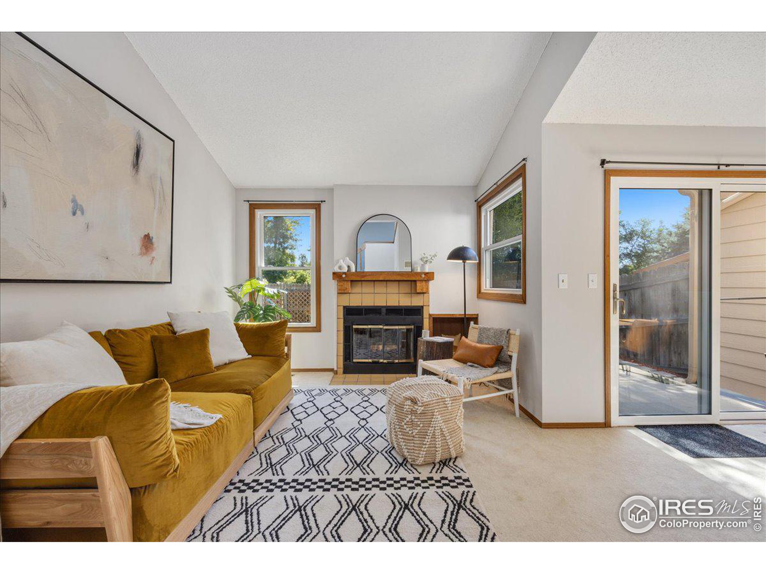 310 Wadsworth Ct