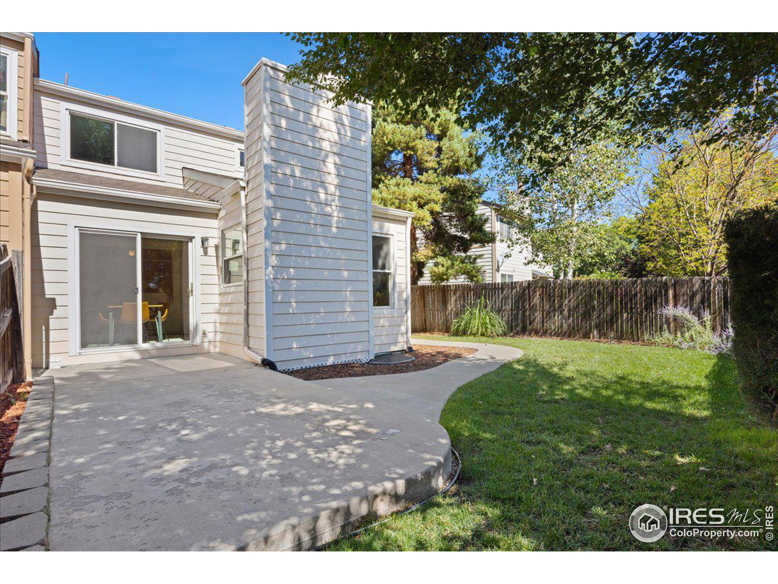 310 Wadsworth Ct