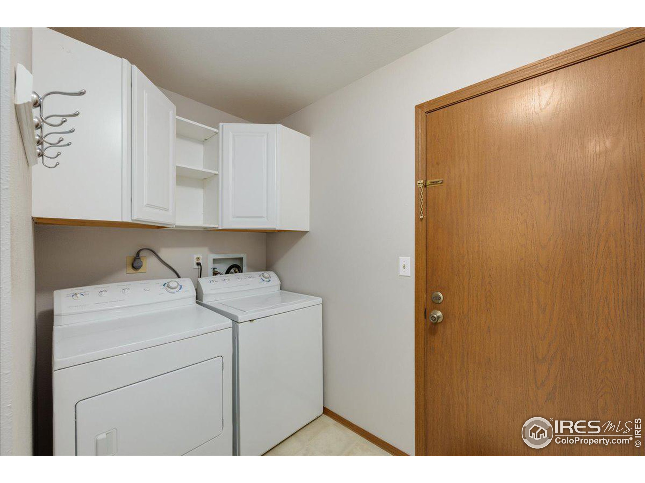 310 Wadsworth Ct