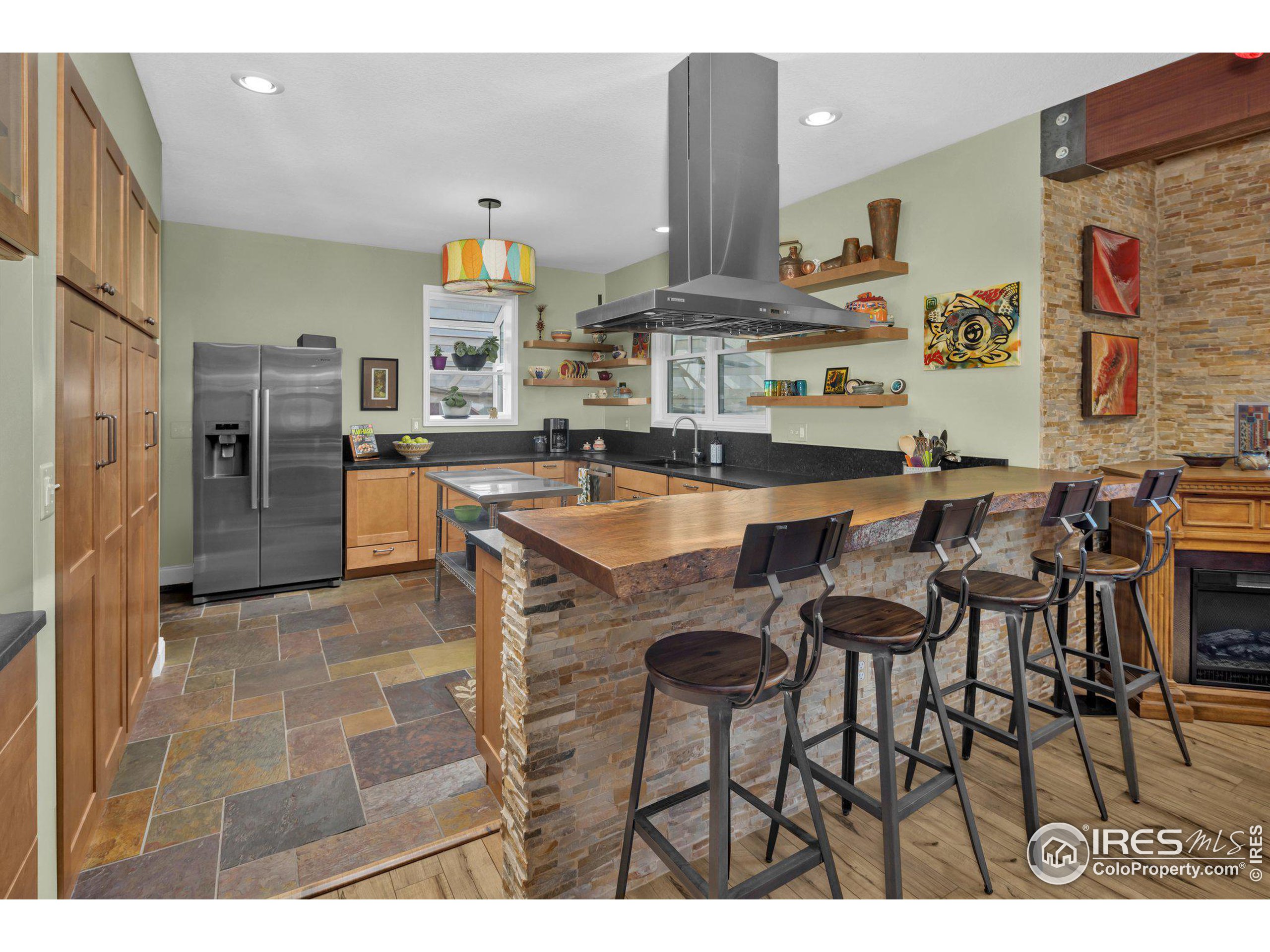 346 Baker St