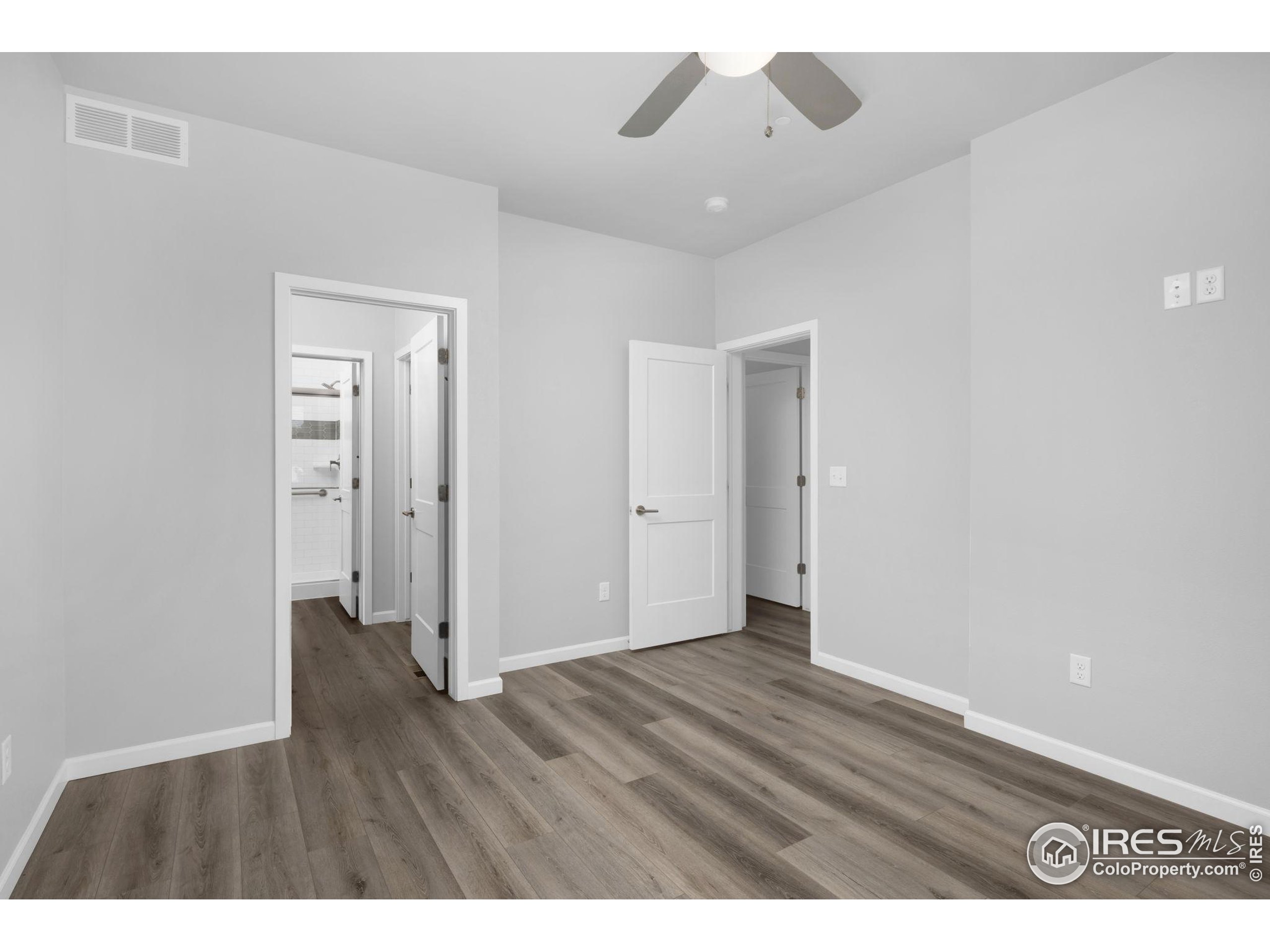 744 Wagon Trail Rd 5