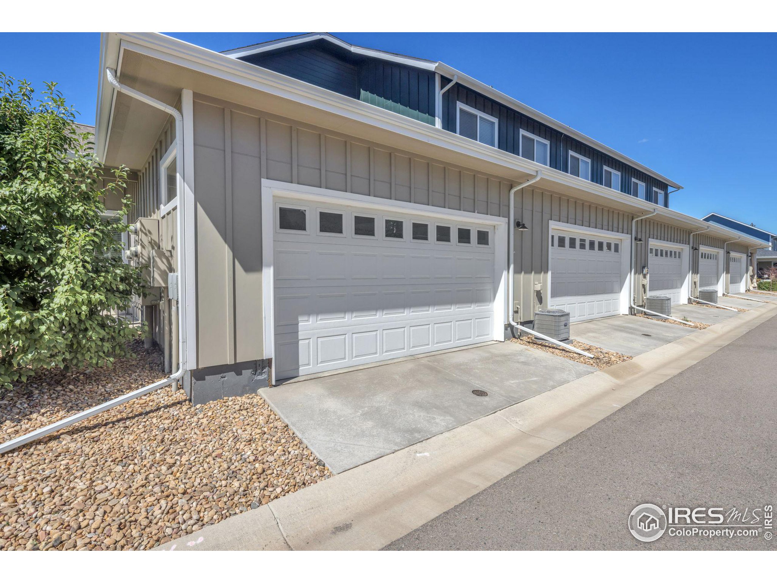 744 Wagon Trail Rd 5